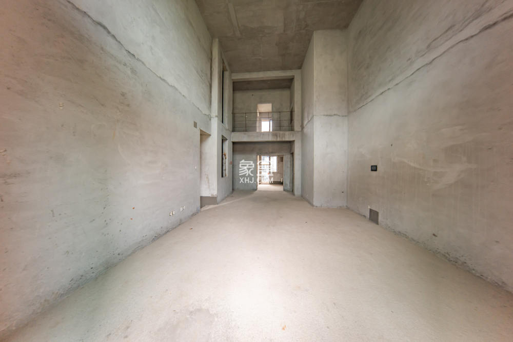 江山帝景雅墅（普罗旺斯）  5室2厅3卫    245.0万