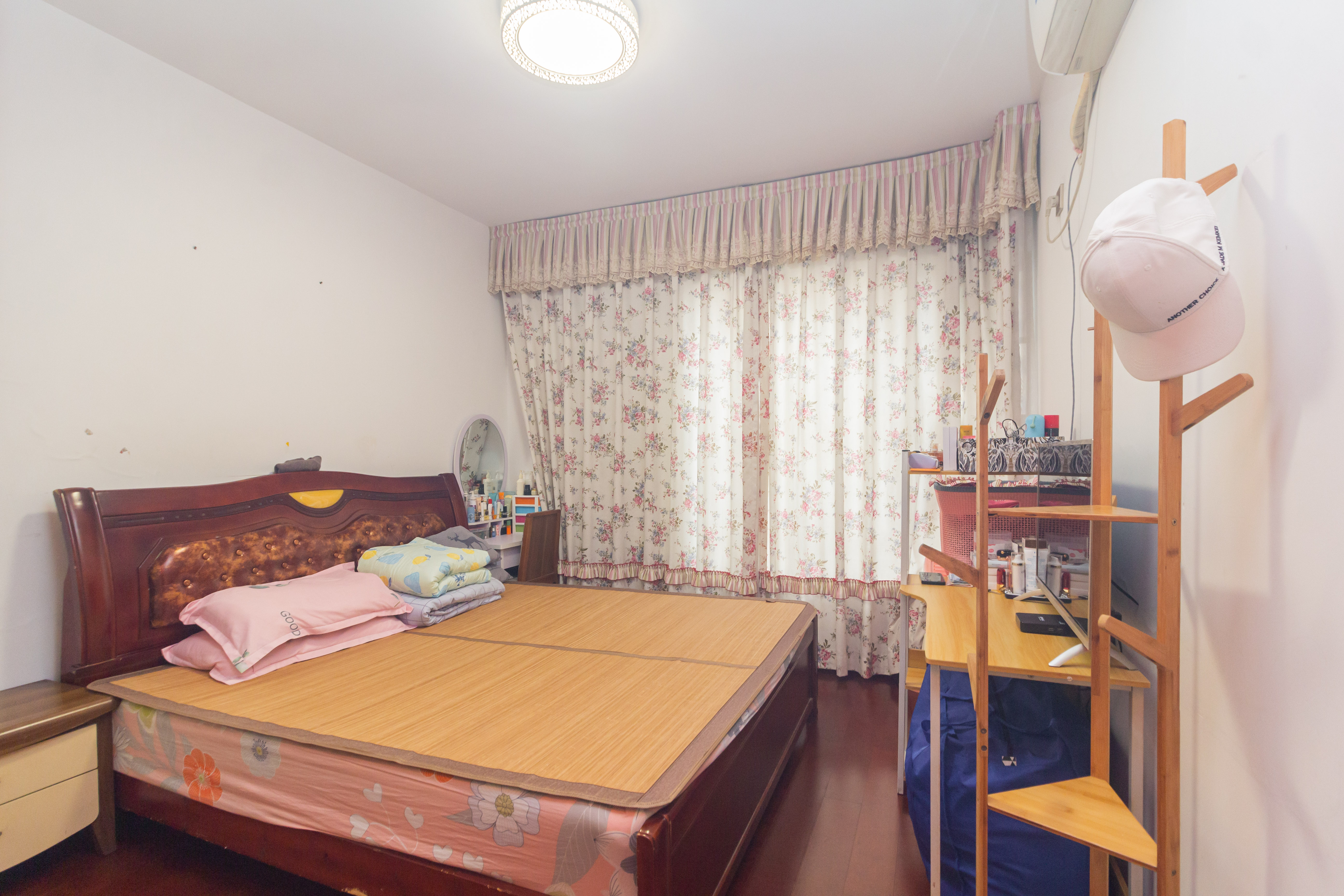 中国铁建国际城一期  3室2厅1卫    76.0万 中国铁建国际城一期  3室2厅1卫    76.0万卧室