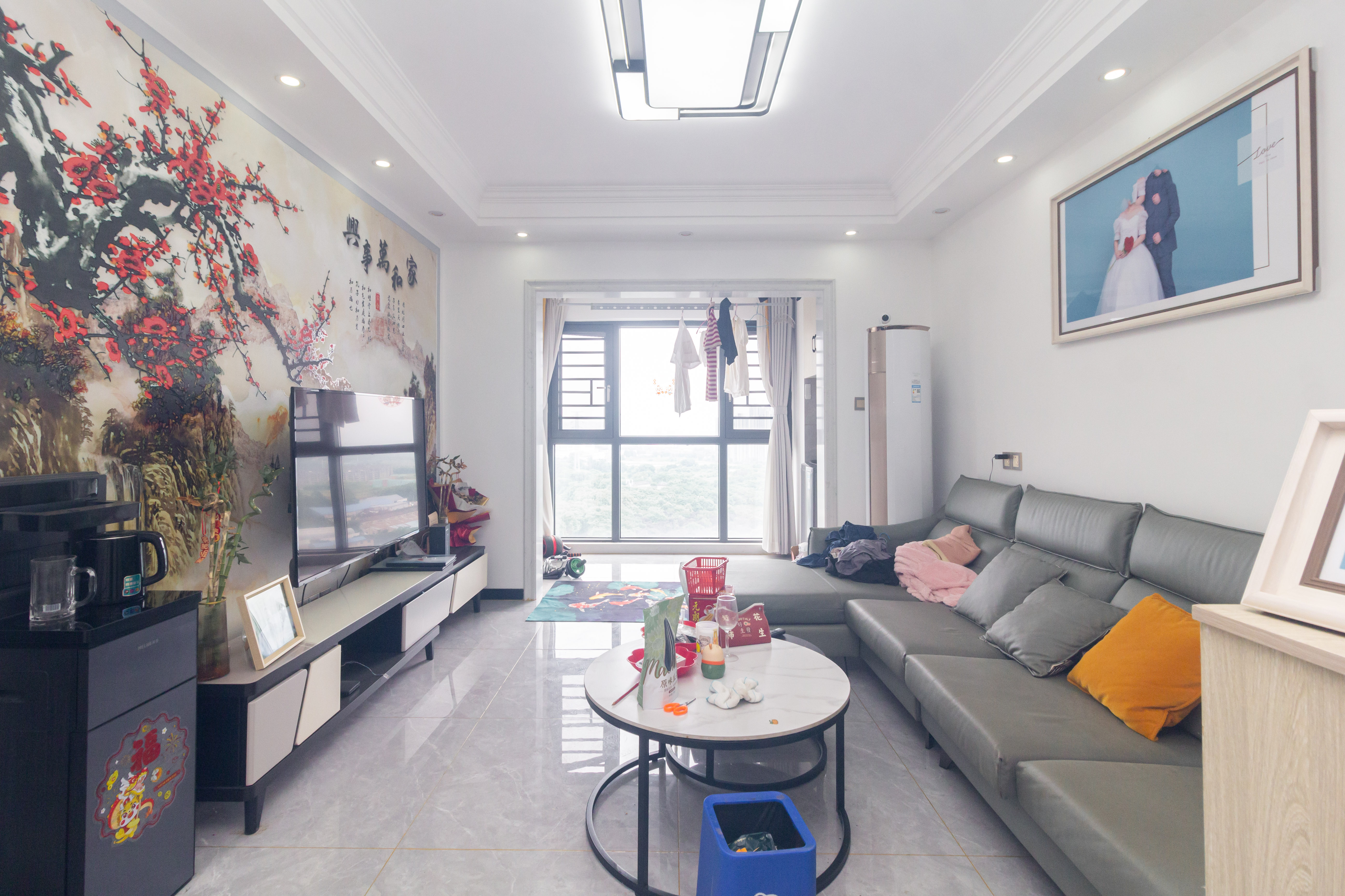 雅居乐新地  3室2厅2卫    85.0万 雅居乐新地  3室2厅2卫    85.0万客厅