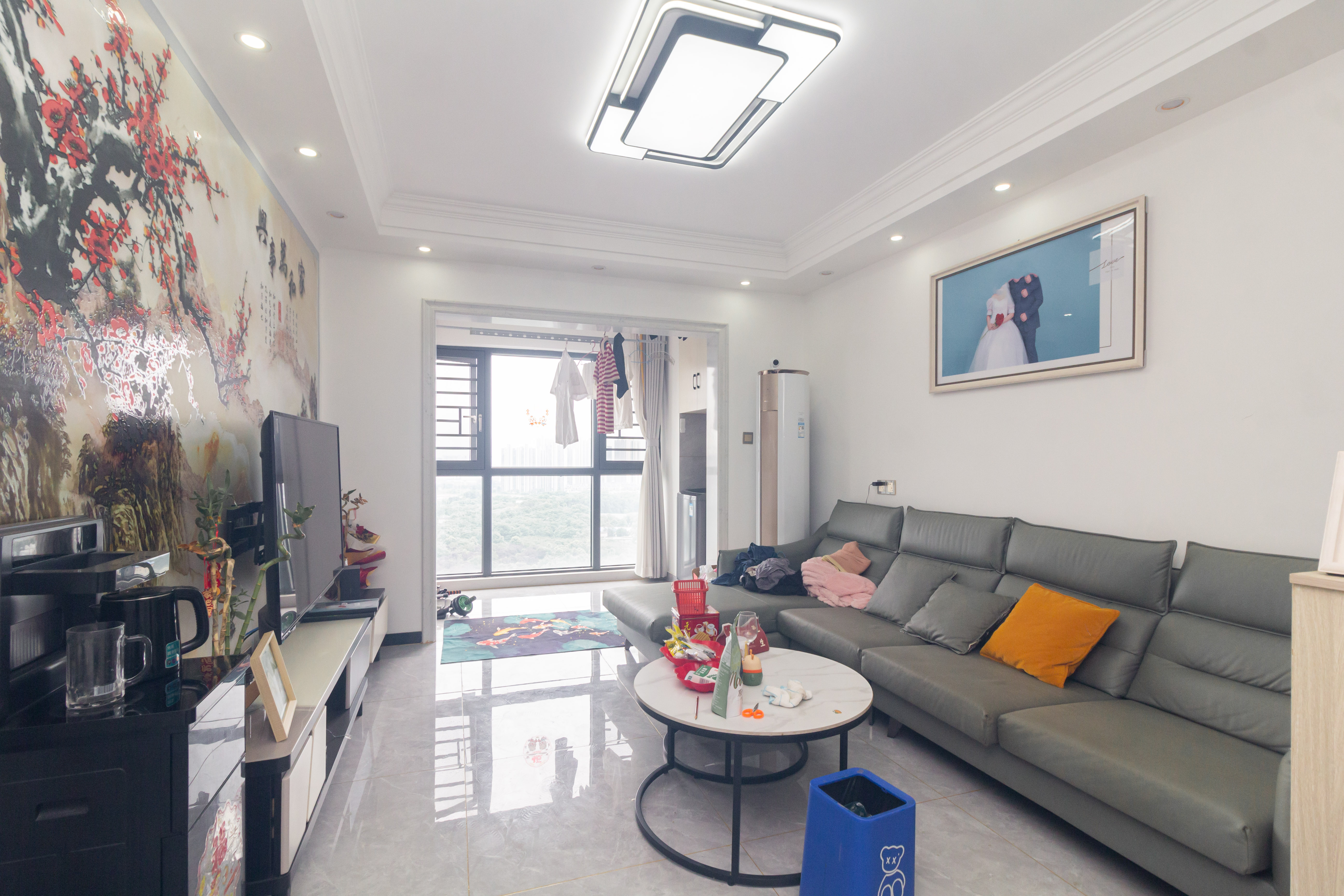 雅居乐新地  3室2厅2卫    85.0万 雅居乐新地  3室2厅2卫    85.0万客厅