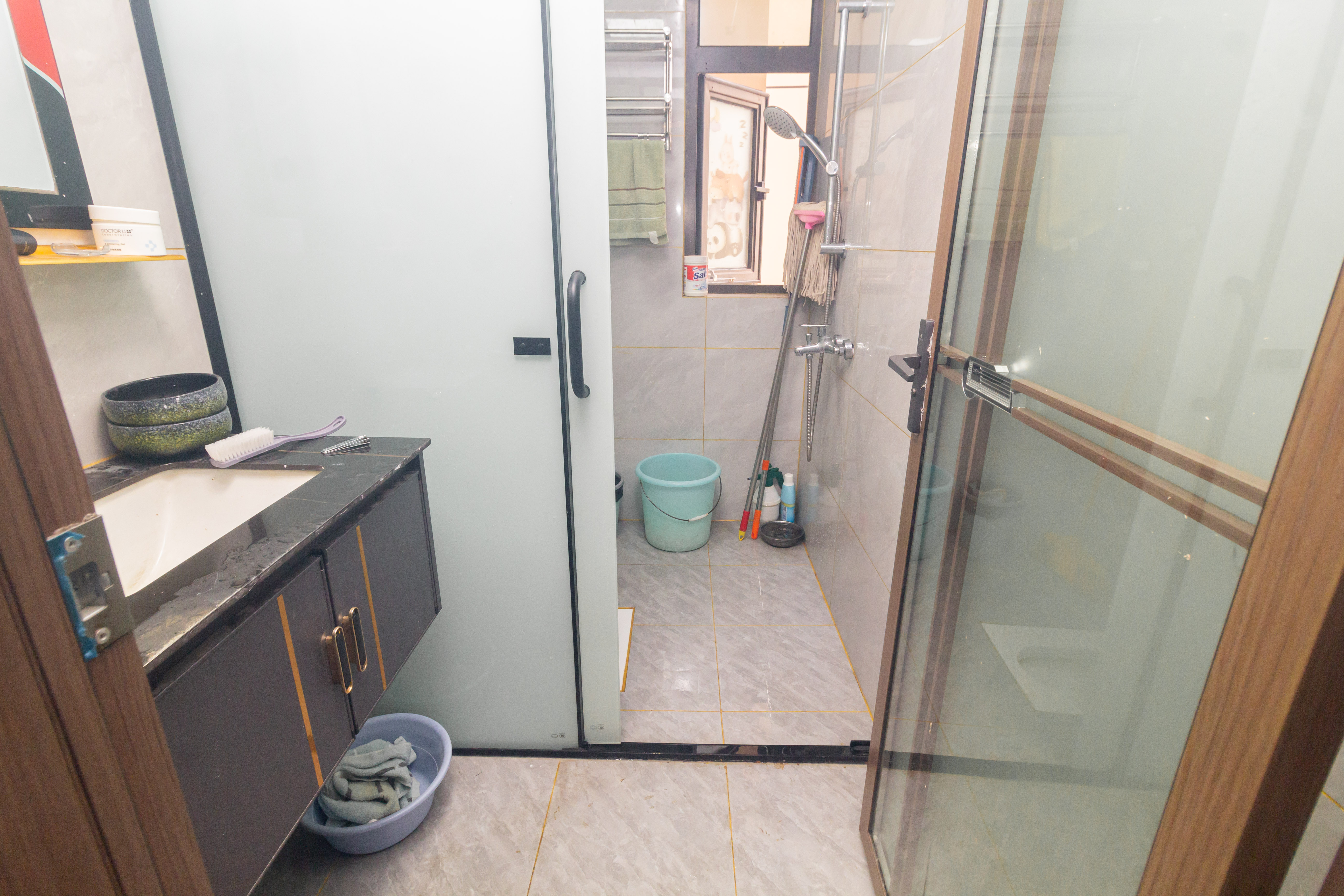 雅居乐新地  3室2厅2卫    85.0万 雅居乐新地  3室2厅2卫    85.0万卫生间