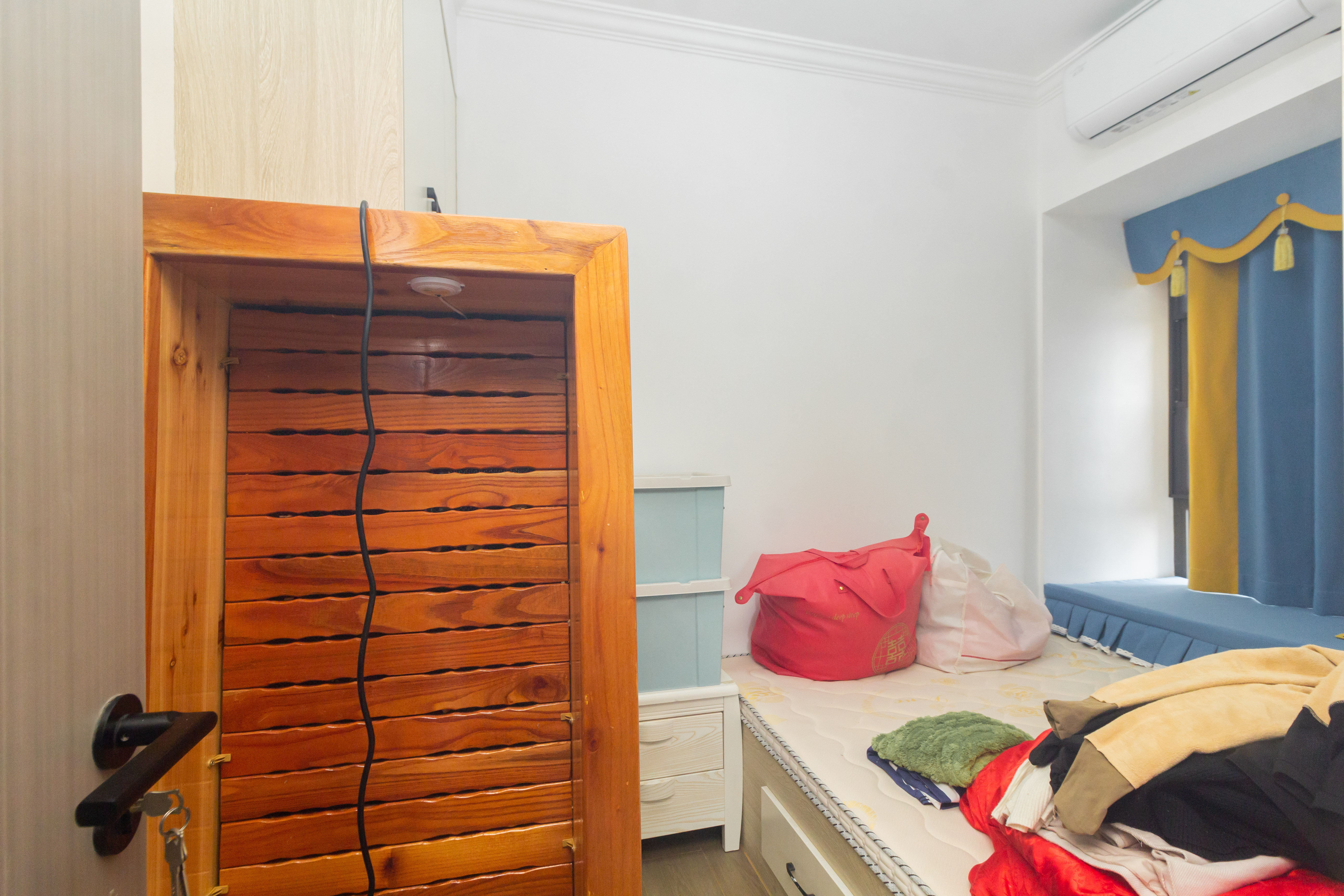 雅居乐新地  3室2厅2卫    85.0万 雅居乐新地  3室2厅2卫    85.0万卧室