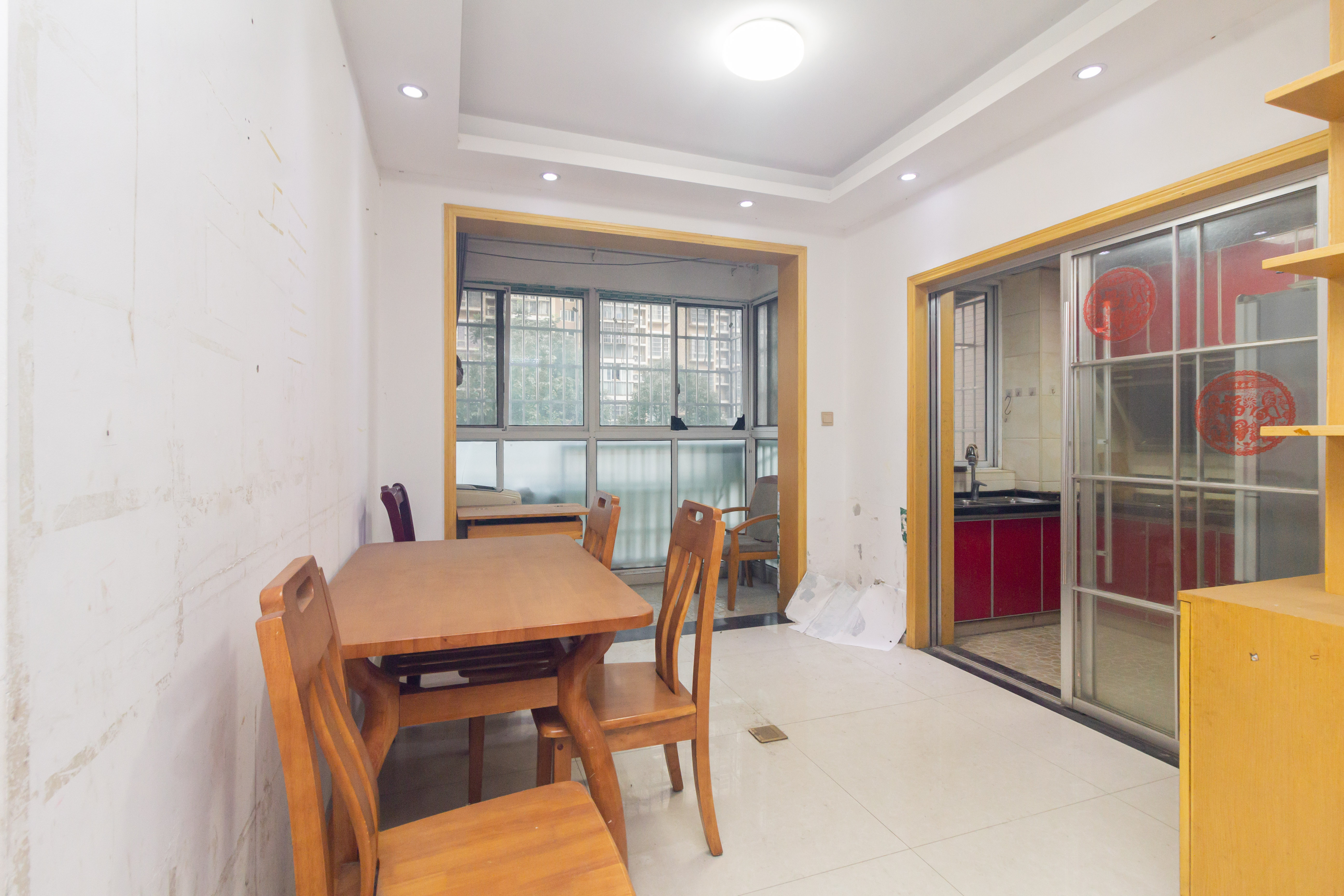 东业苹果社区 2室2厅1卫 45.0万 东业苹果社区 2室2厅1卫 45.0万客厅