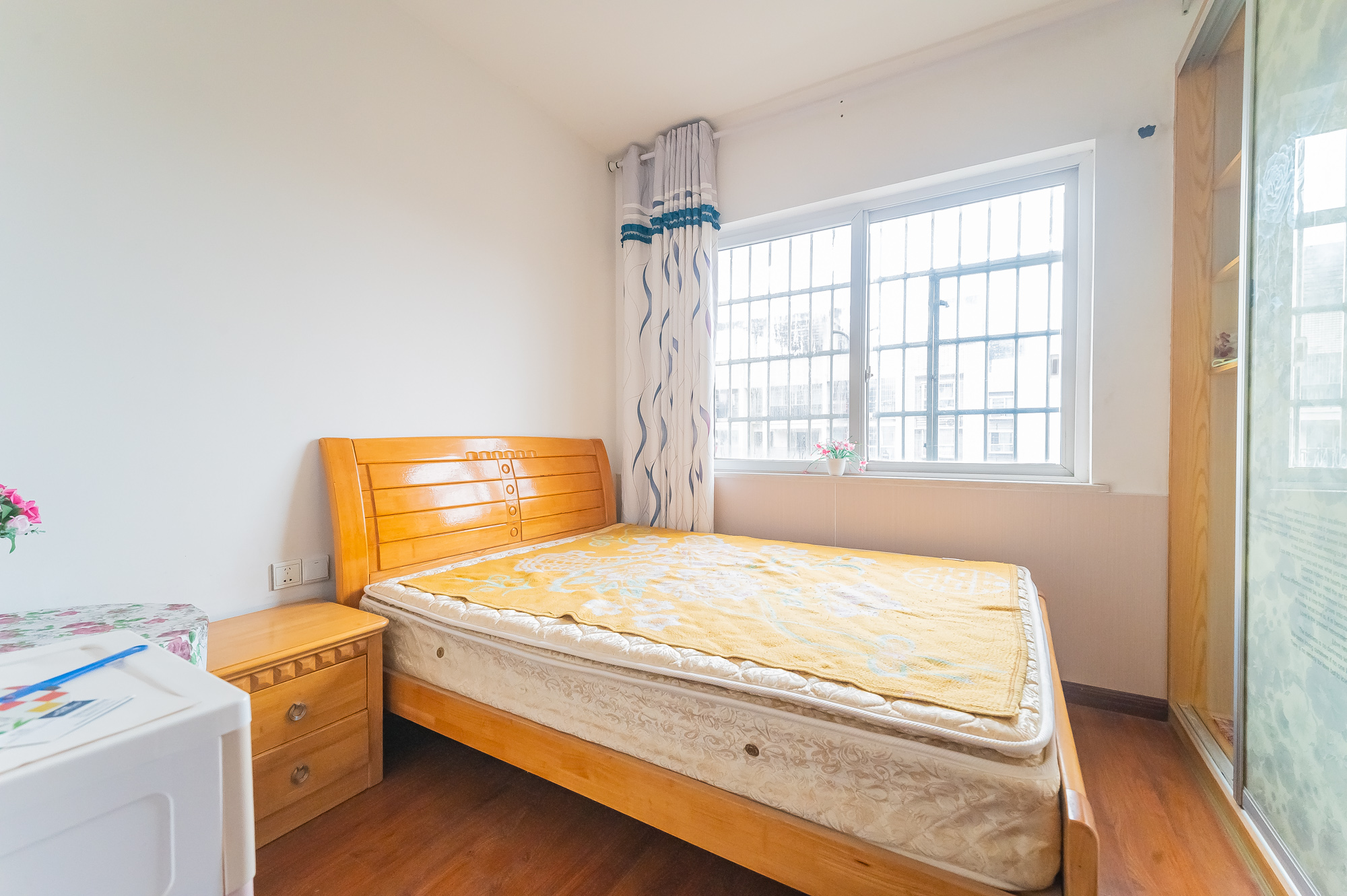 锦璨家园  3室2厅1卫    62.8万卧室