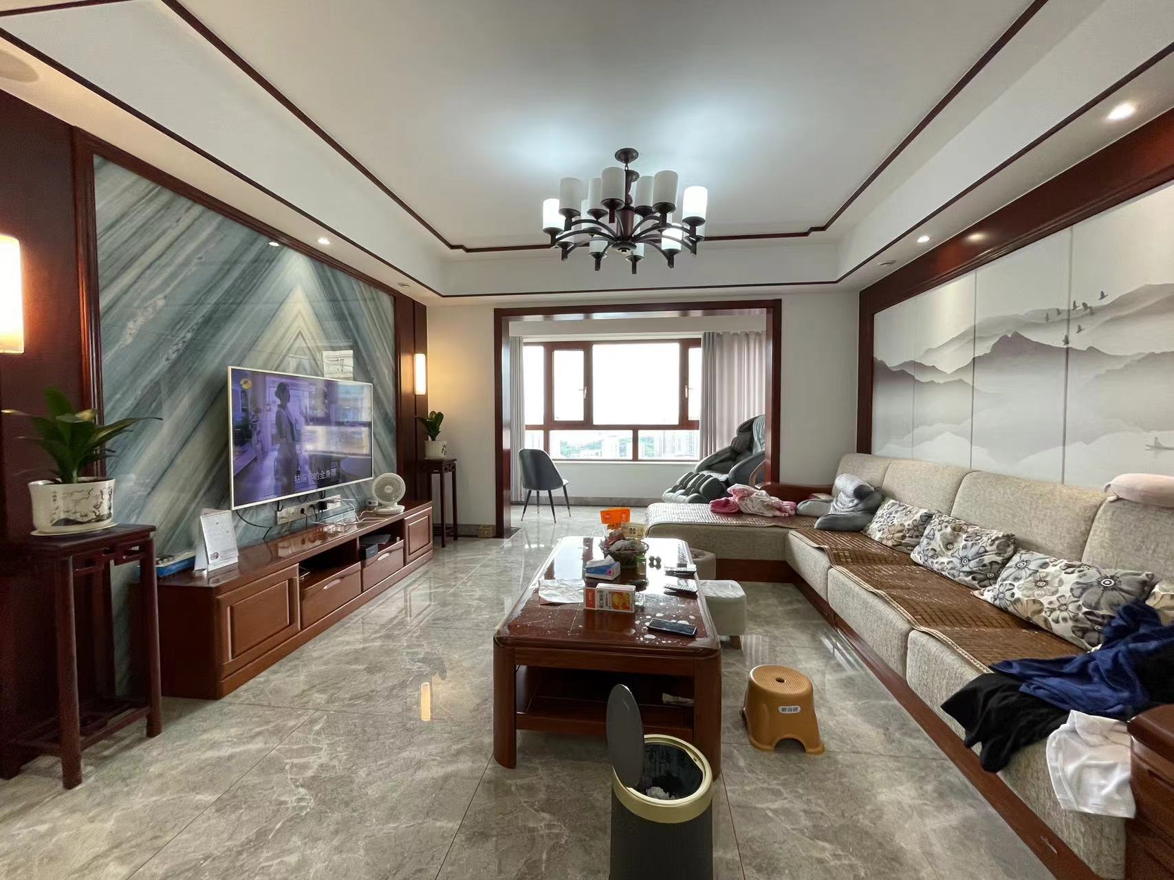 中房天玺湾  4室2厅2卫    98.0万 中房天玺湾  4室2厅2卫    98.0万室内图