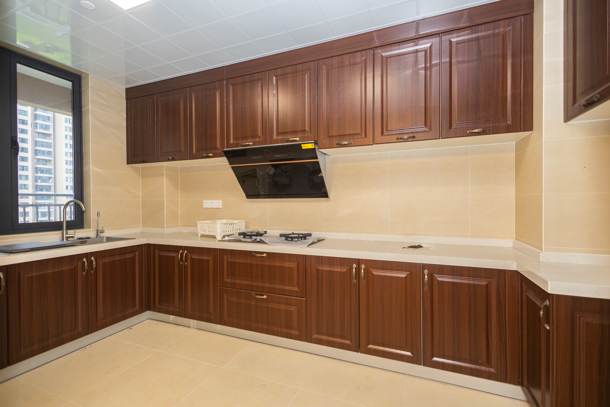 运达锦绣广场 6室2厅4卫 380.0万 运达锦绣广场 6室2厅4卫 380.0万厨房