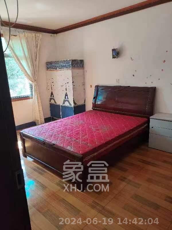 红旗社区  2室1厅1卫   1600.00元/月室内图
