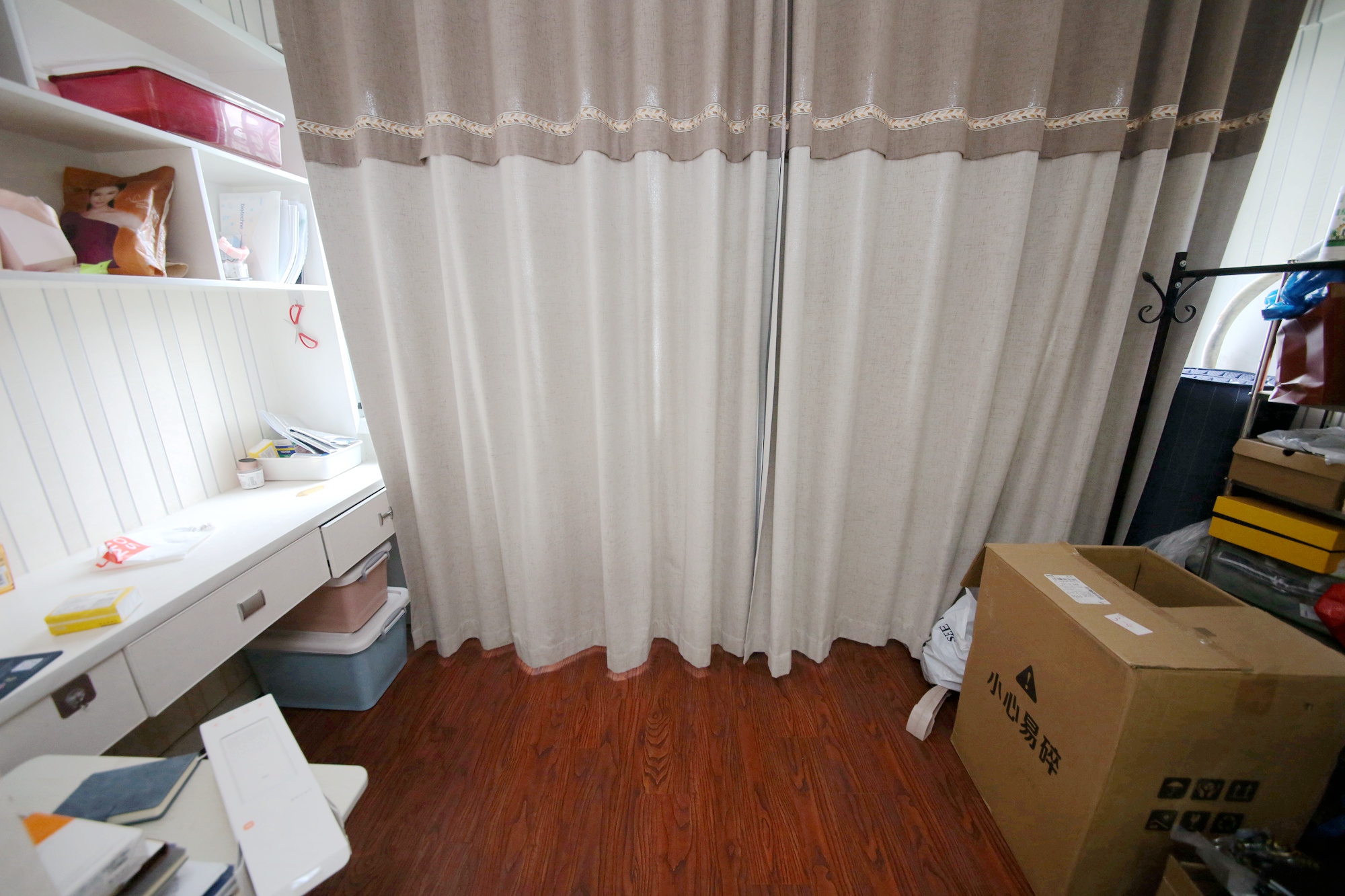 省建苑小区  2室2厅1卫   84.10万阳台