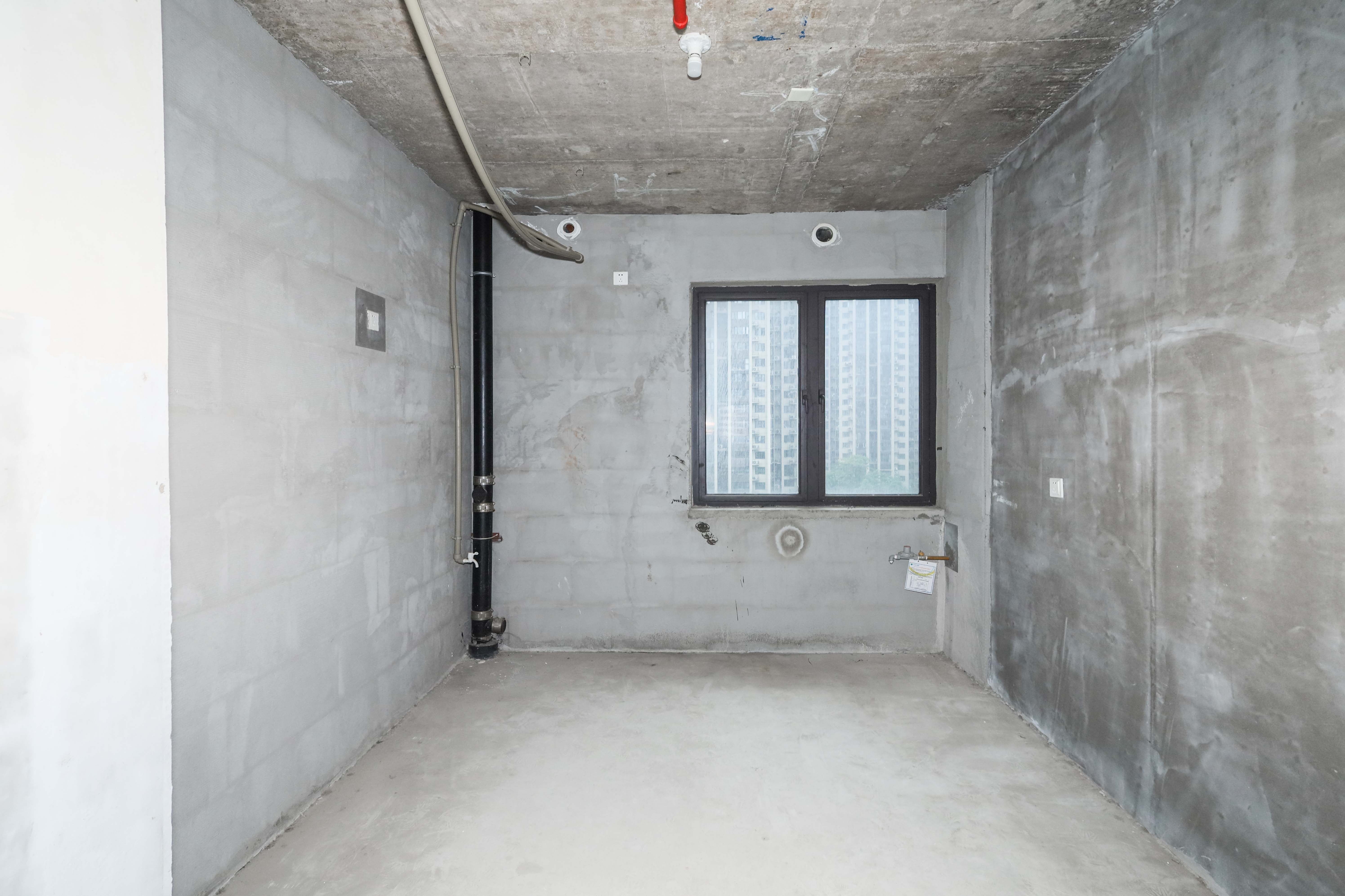 建发央著  4室2厅2卫   300.00万厨房