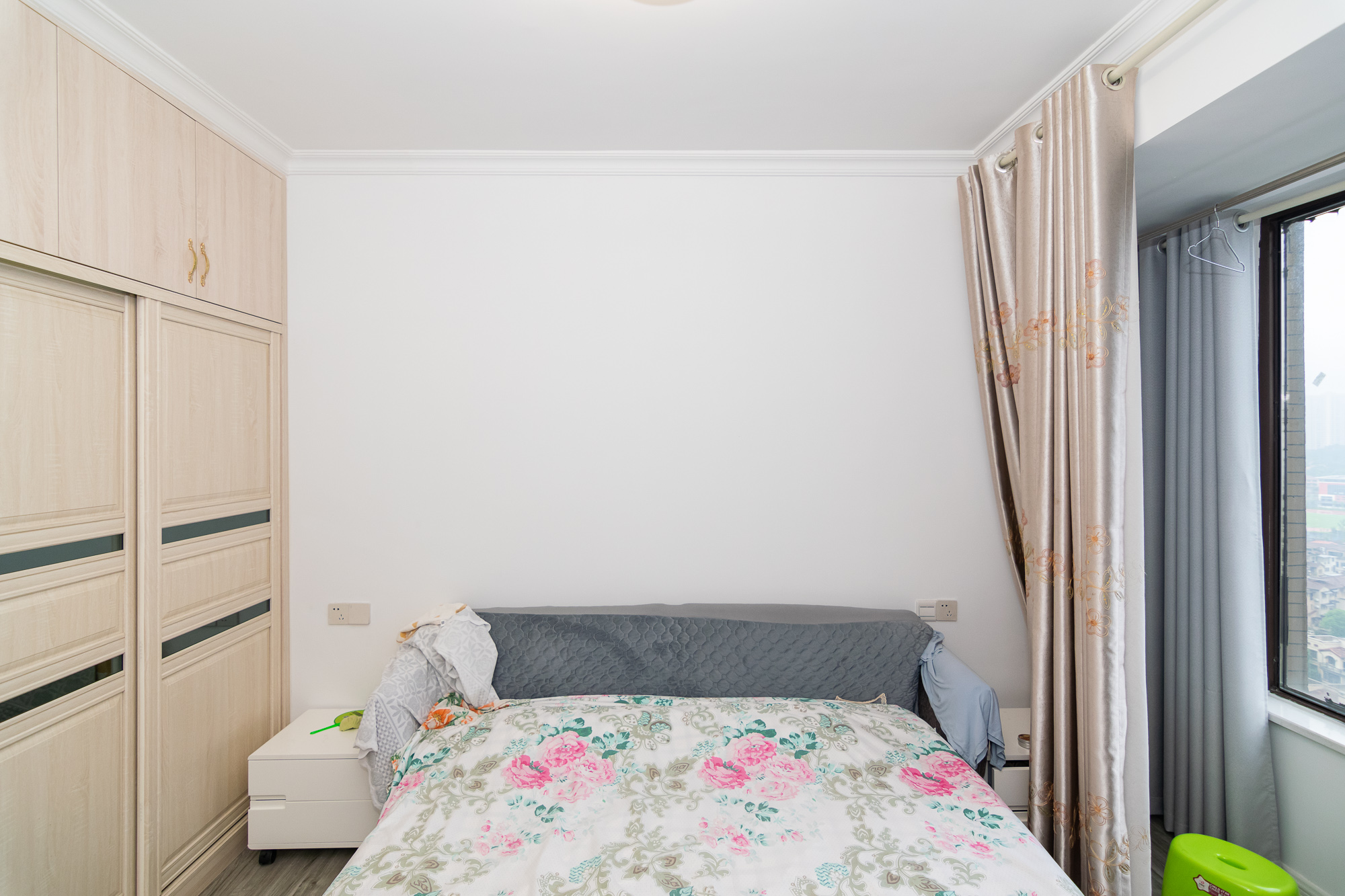 金地三千府(金地湖山樾、金地自在城)  3室2厅2卫    92.0万 金地三千府(金地湖山樾、金地自在城)  3室2厅2卫    92.0万卧室