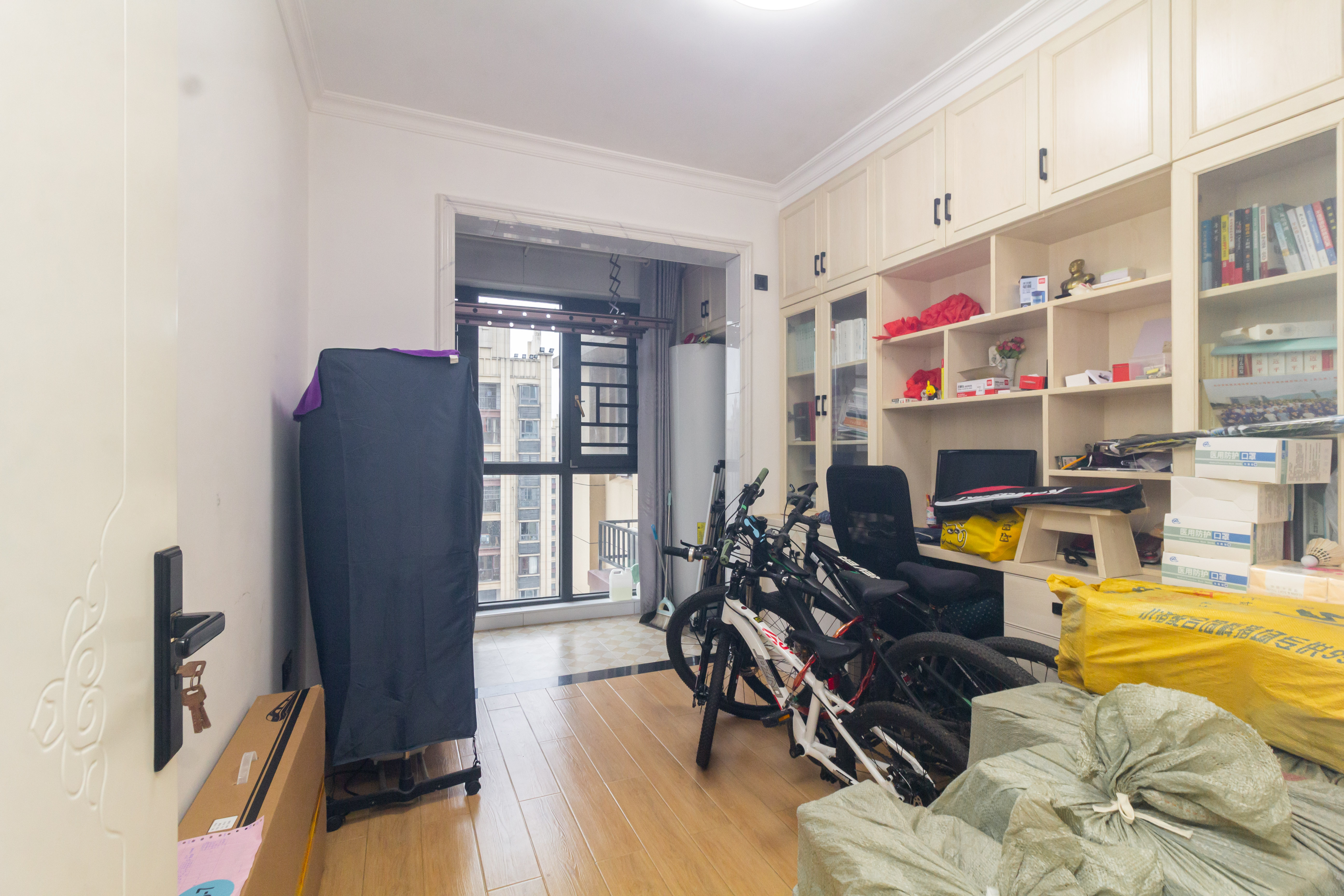 东方美地 4室2厅2卫 106.0万 东方美地 4室2厅2卫 106.0万卧室