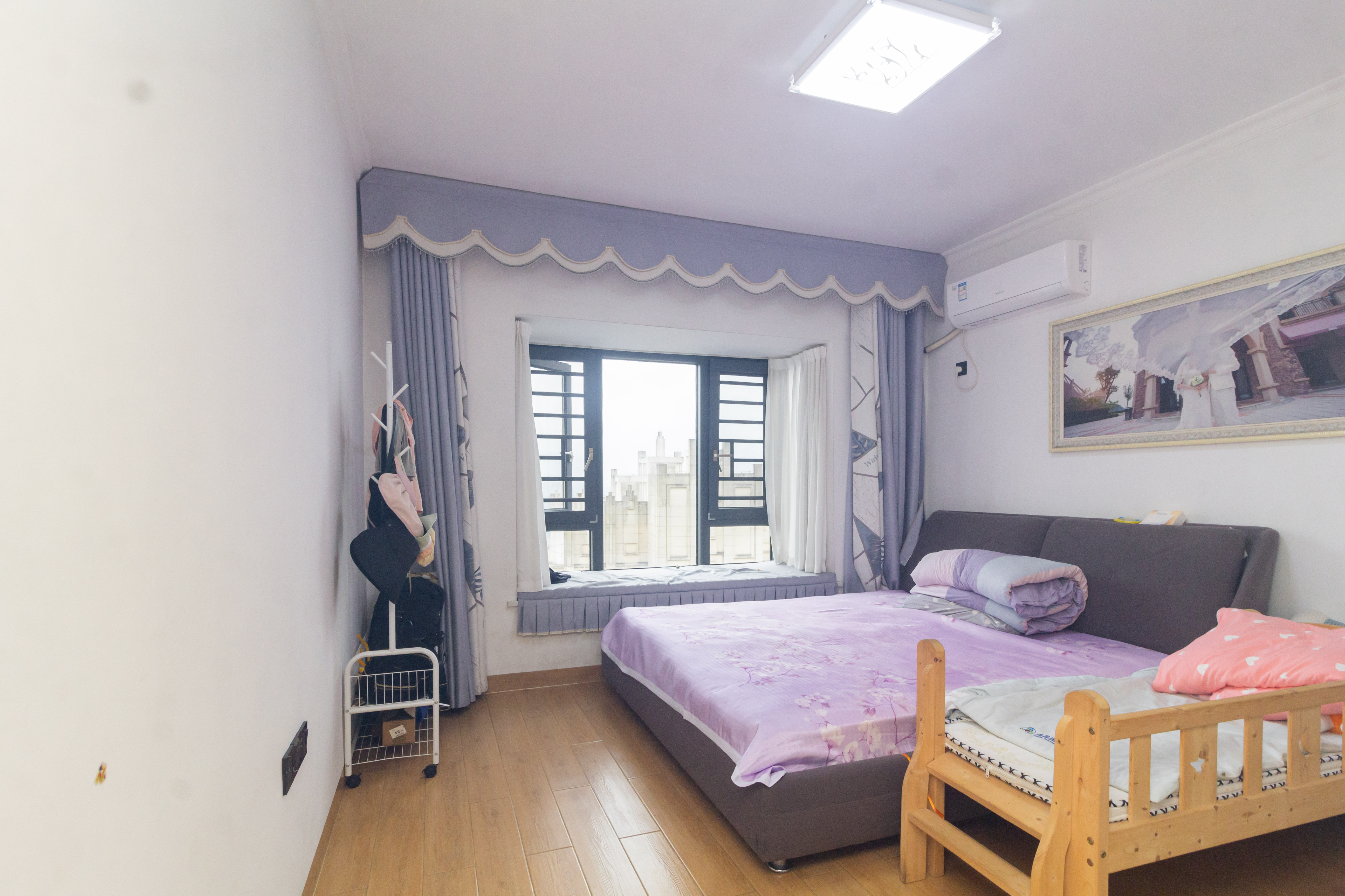 东方美地 4室2厅2卫 106.0万 东方美地 4室2厅2卫 106.0万卧室