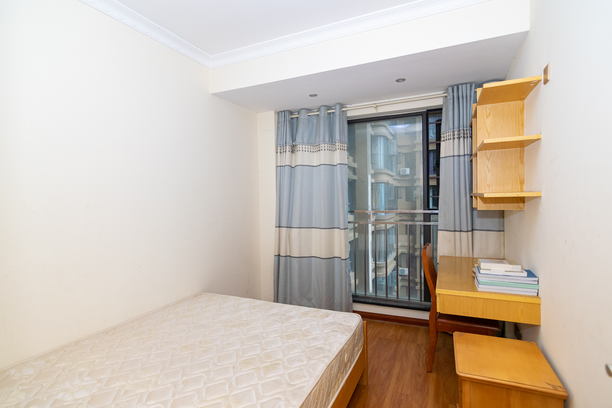 润和紫郡一期 3室2厅1卫 68.0万 润和紫郡一期 3室2厅1卫 68.0万卧室