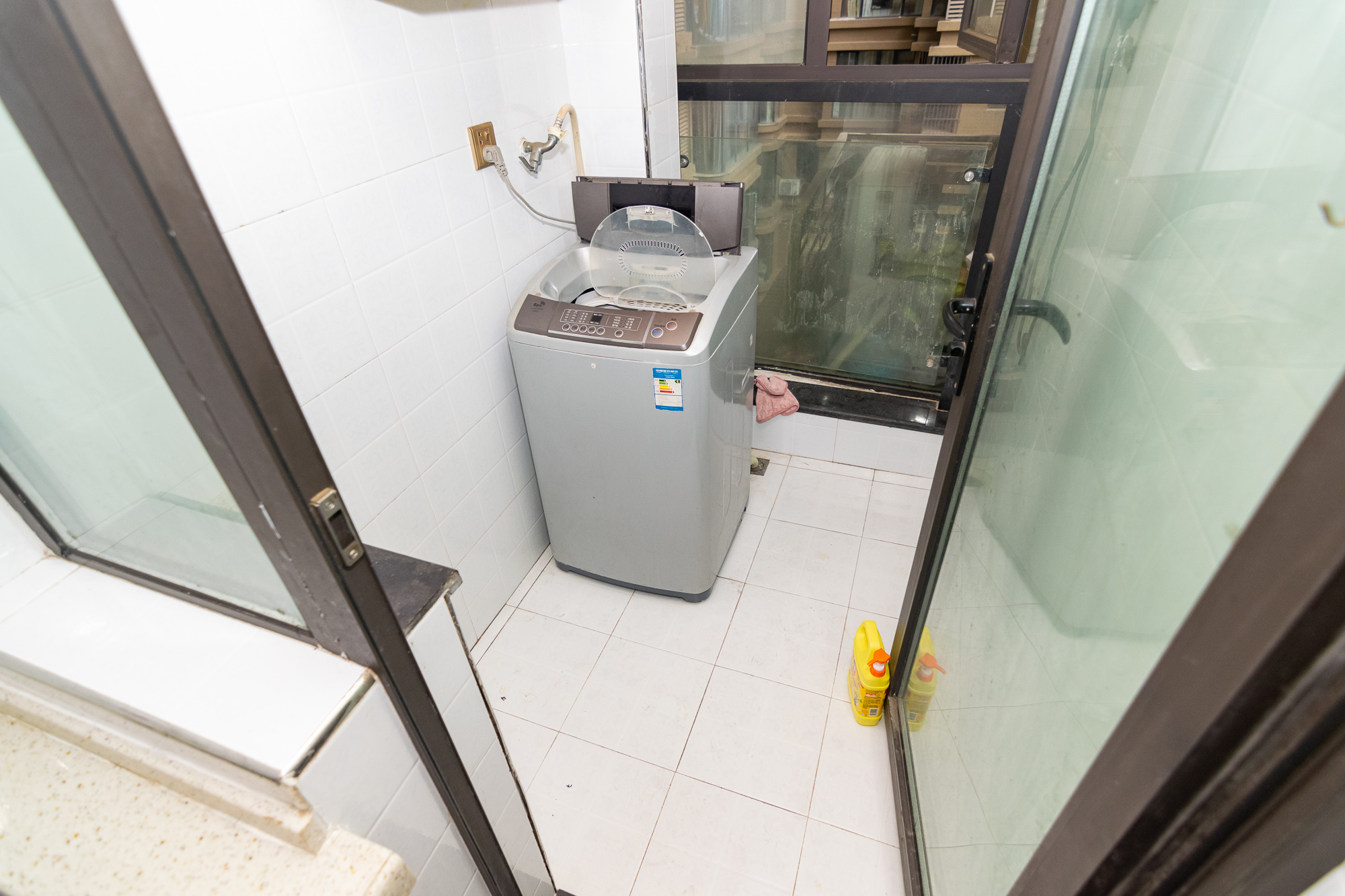 润和紫郡一期 3室2厅1卫 68.0万 润和紫郡一期 3室2厅1卫 68.0万阳台