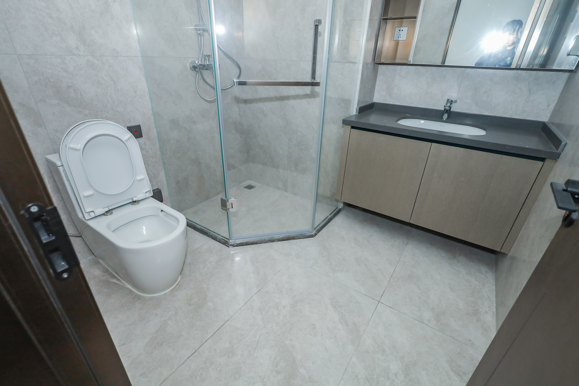 长沙悦府(华润万象城) 4室2厅3卫 568.0万 长沙悦府(华润万象城) 4室2厅3卫 568.0万卫生间