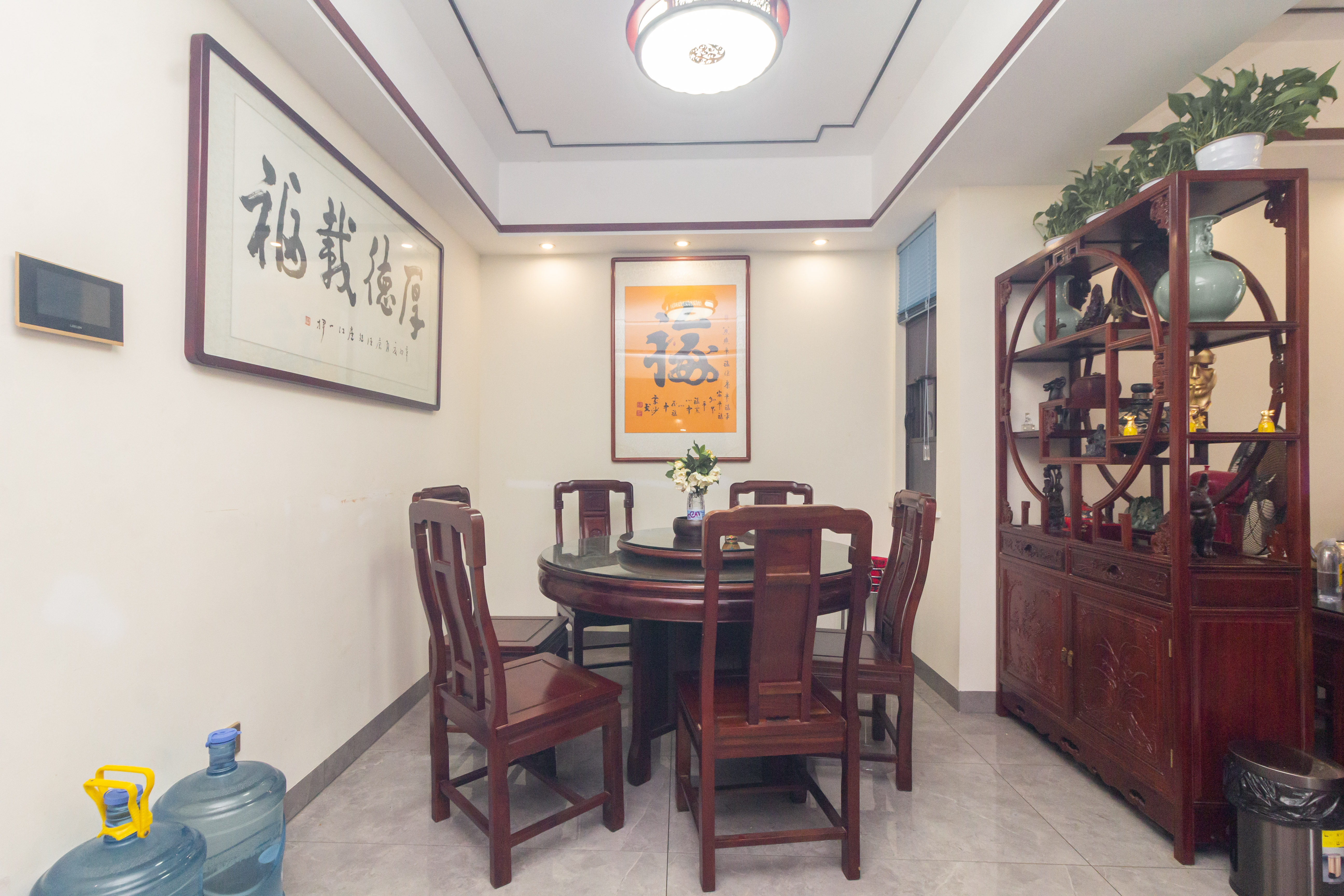 福天星中心(福天星雅苑) 3室2厅1卫 109.5万 福天星中心(福天星雅苑) 3室2厅1卫 109.5万客厅