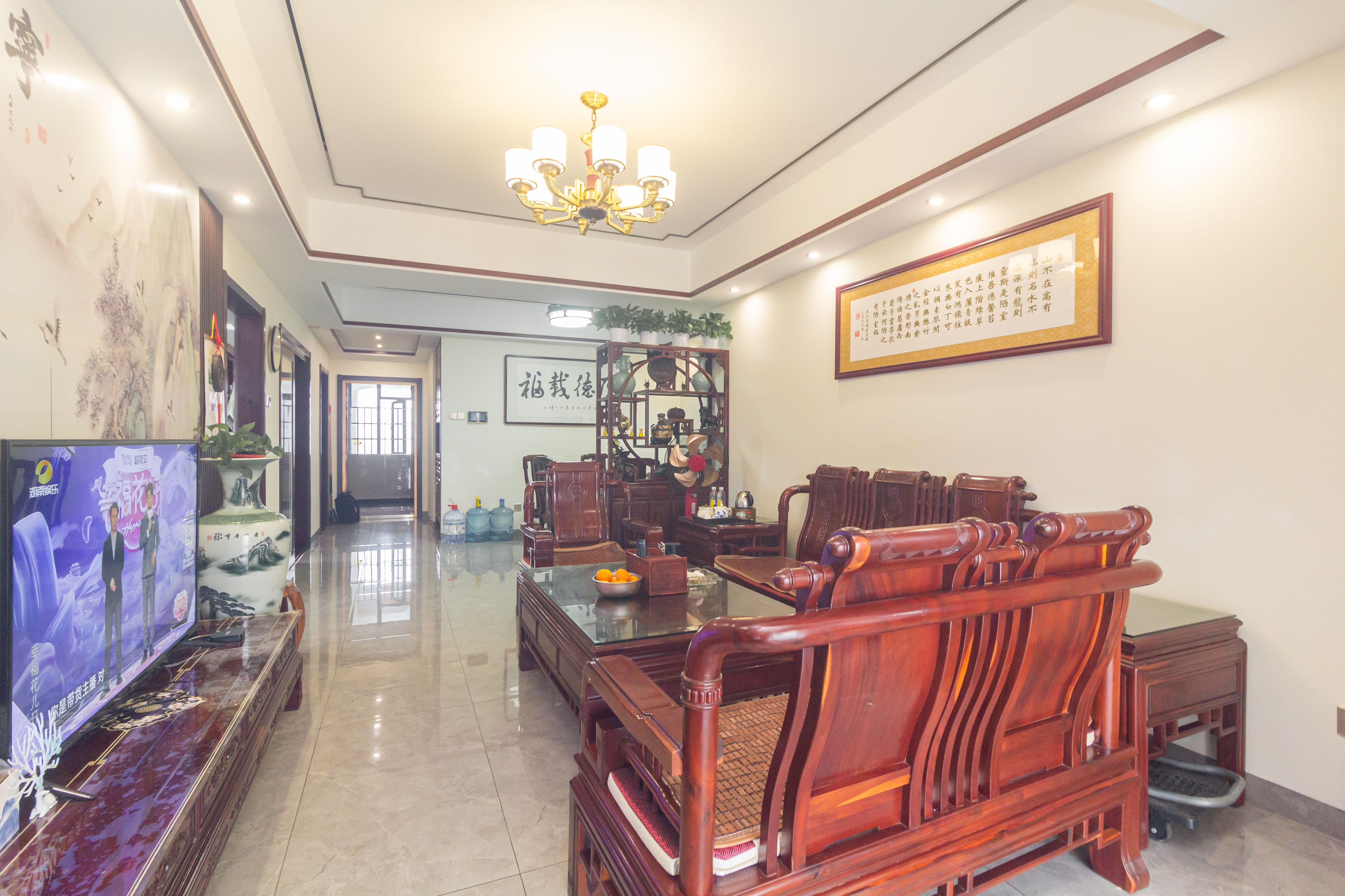 福天星中心(福天星雅苑) 3室2厅1卫 109.5万 福天星中心(福天星雅苑) 3室2厅1卫 109.5万客厅