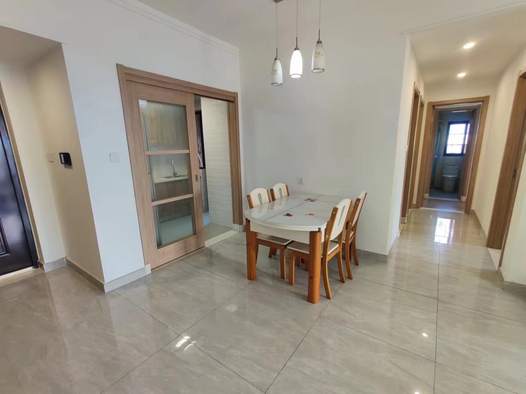 美的翰城 3室2厅2卫 89.8万 美的翰城 3室2厅2卫 89.8万室内图