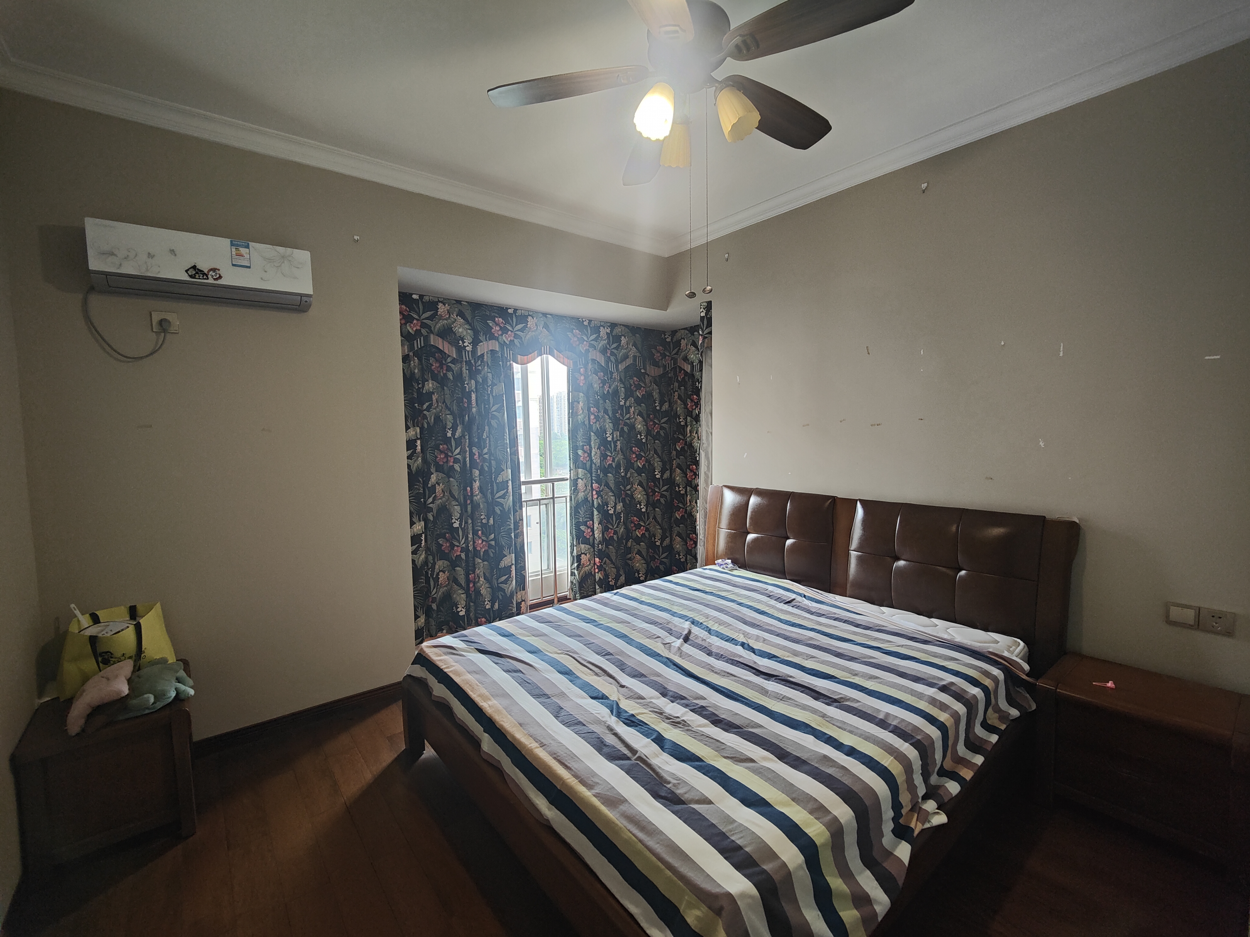 山河锦园 2室2厅1卫 45.0万 山河锦园 2室2厅1卫 45.0万室内图