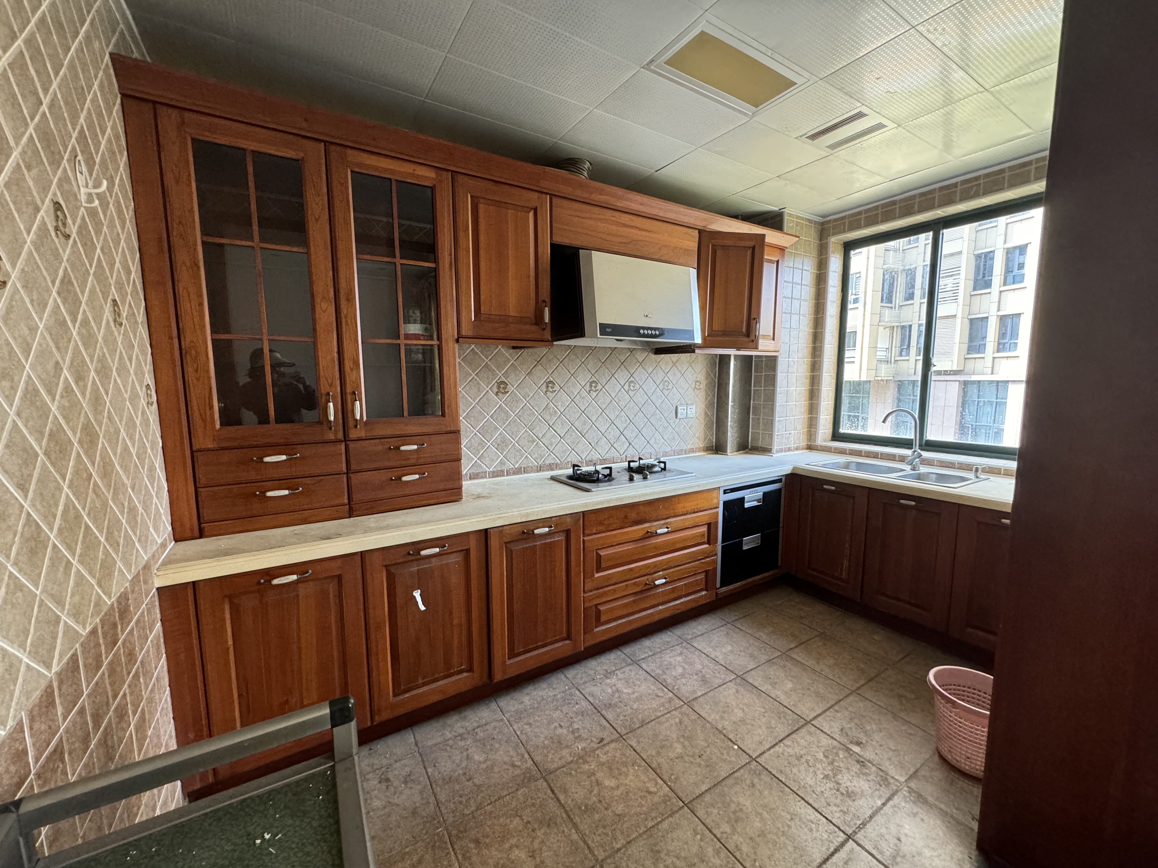 海创明珠花园 4室2厅1卫 95.0万 海创明珠花园 4室2厅1卫 95.0万室内图