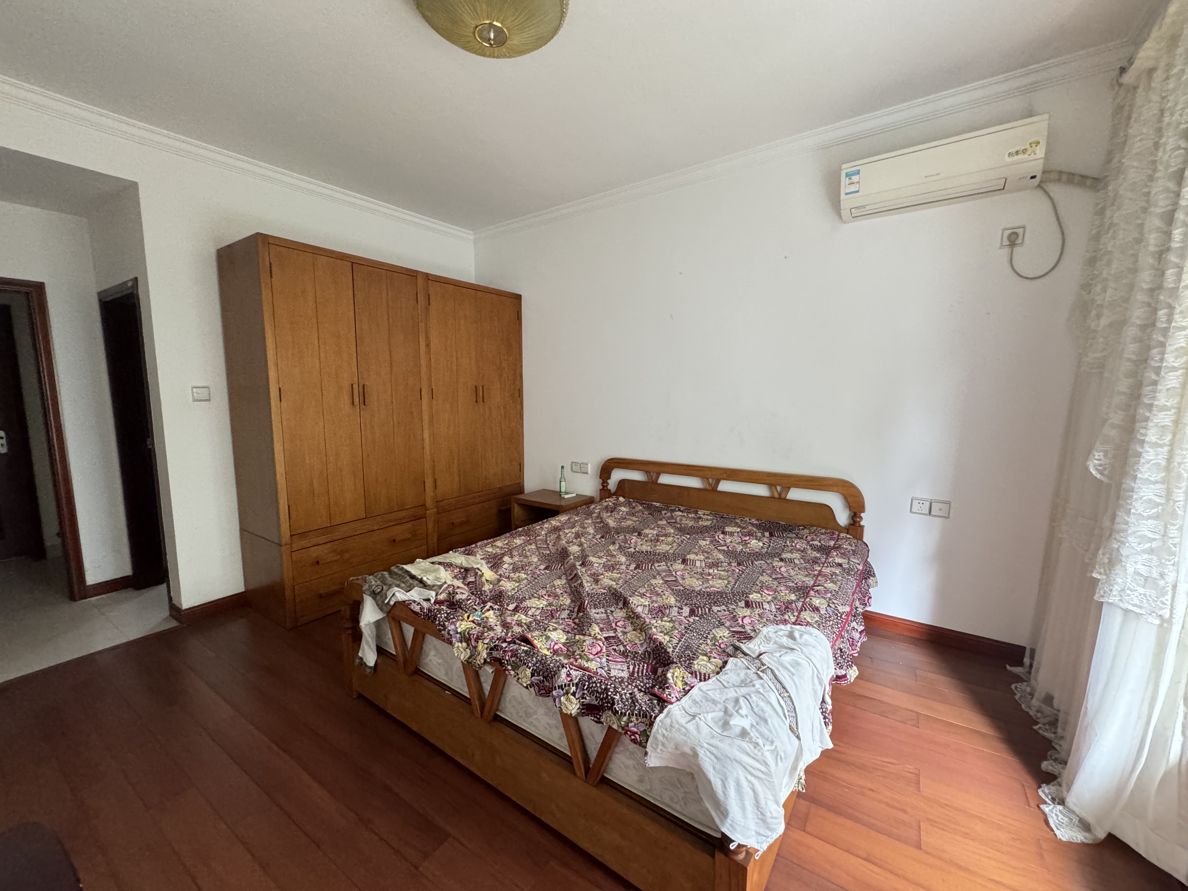 海创明珠花园 4室2厅1卫 95.0万 海创明珠花园 4室2厅1卫 95.0万室内图