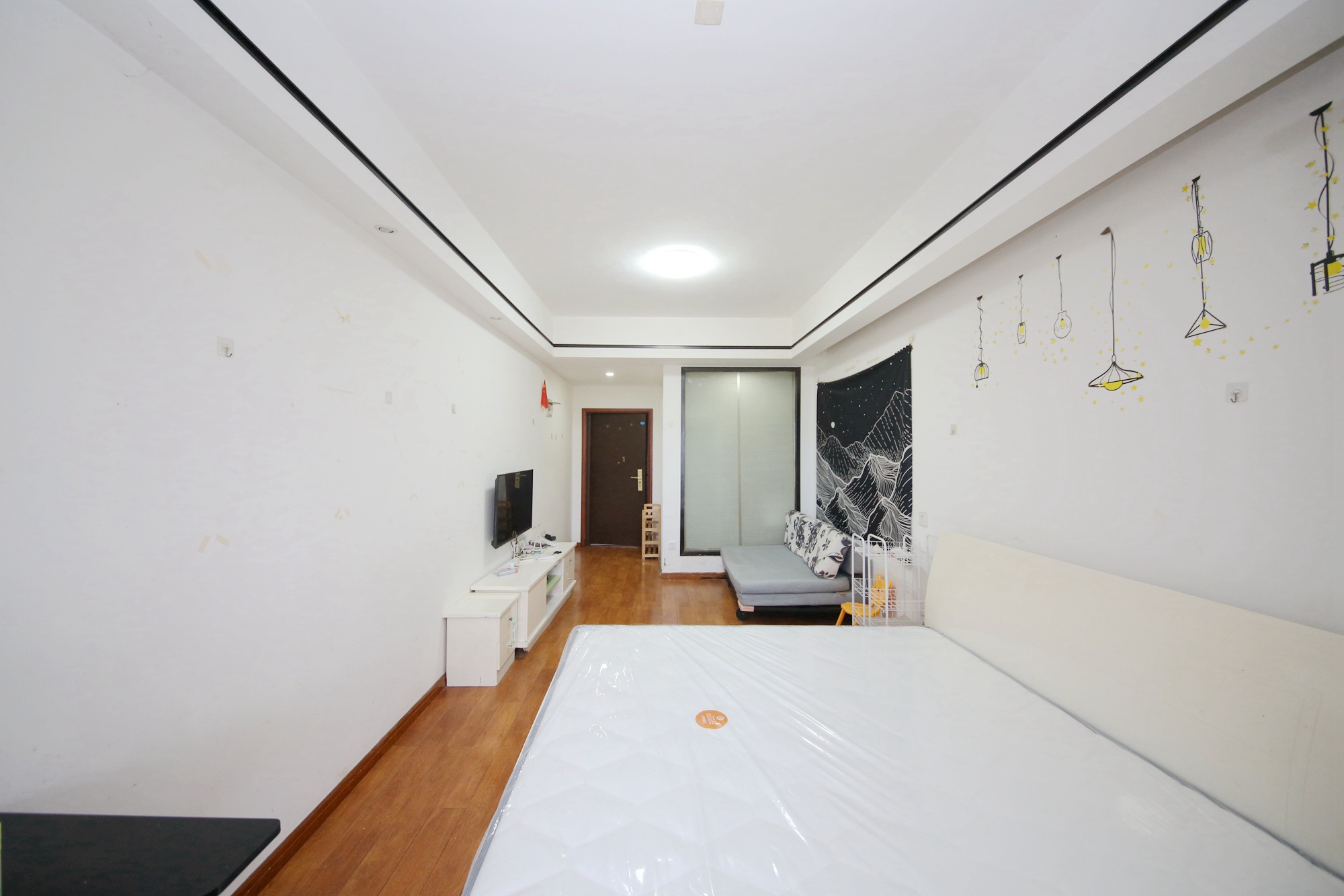 长盛上东区  1室1厅1卫   35.50万客厅