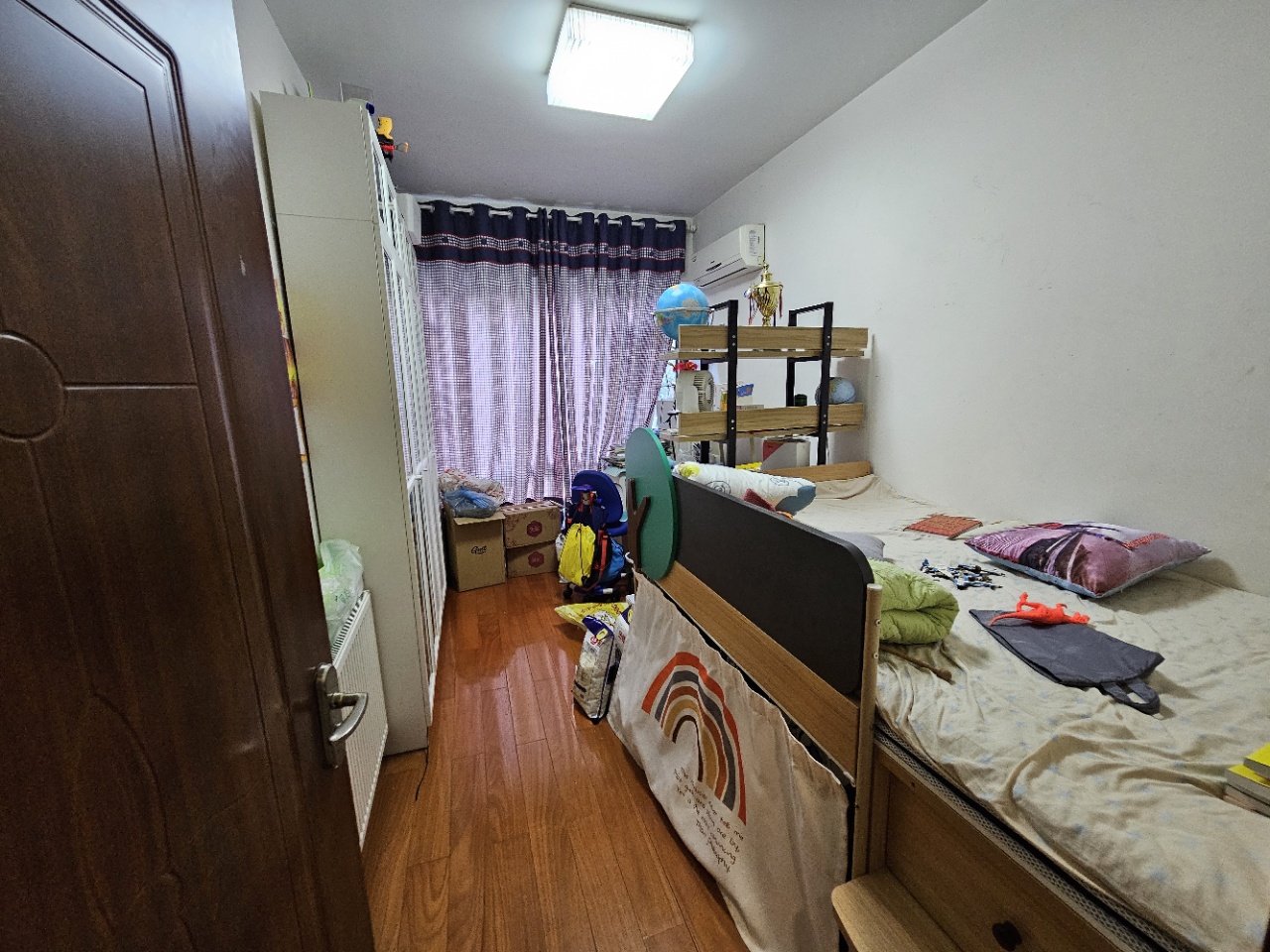 流金岁月-华晨国际 1室0厅0卫 80.0万 流金岁月-华晨国际 1室0厅0卫 80.0万室内图