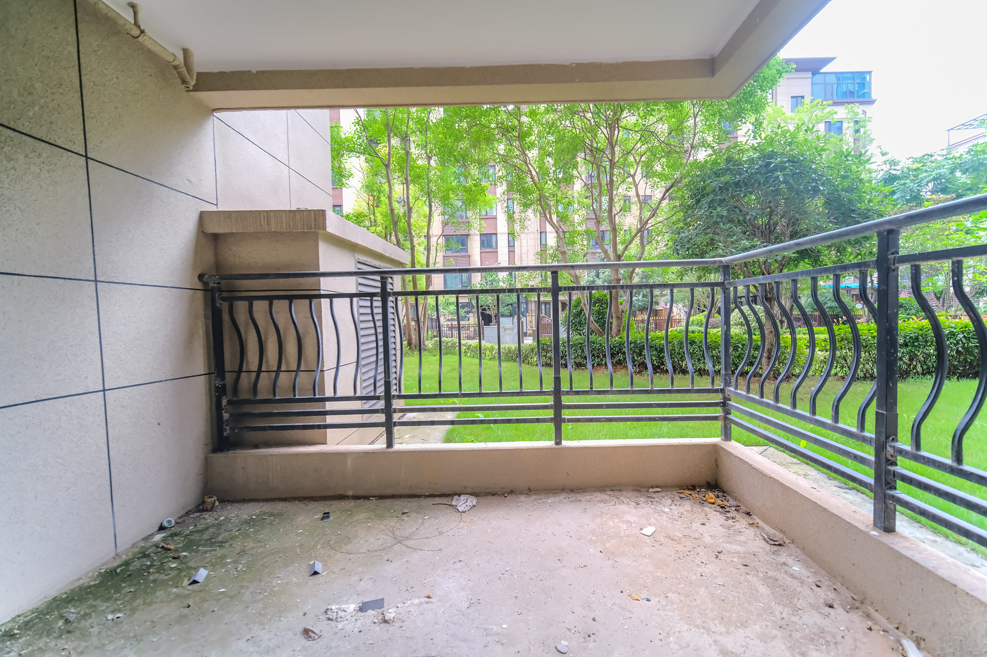 碧桂园翘楚棠  3室2厅2卫    92.0万 碧桂园翘楚棠  3室2厅2卫    92.0万阳台