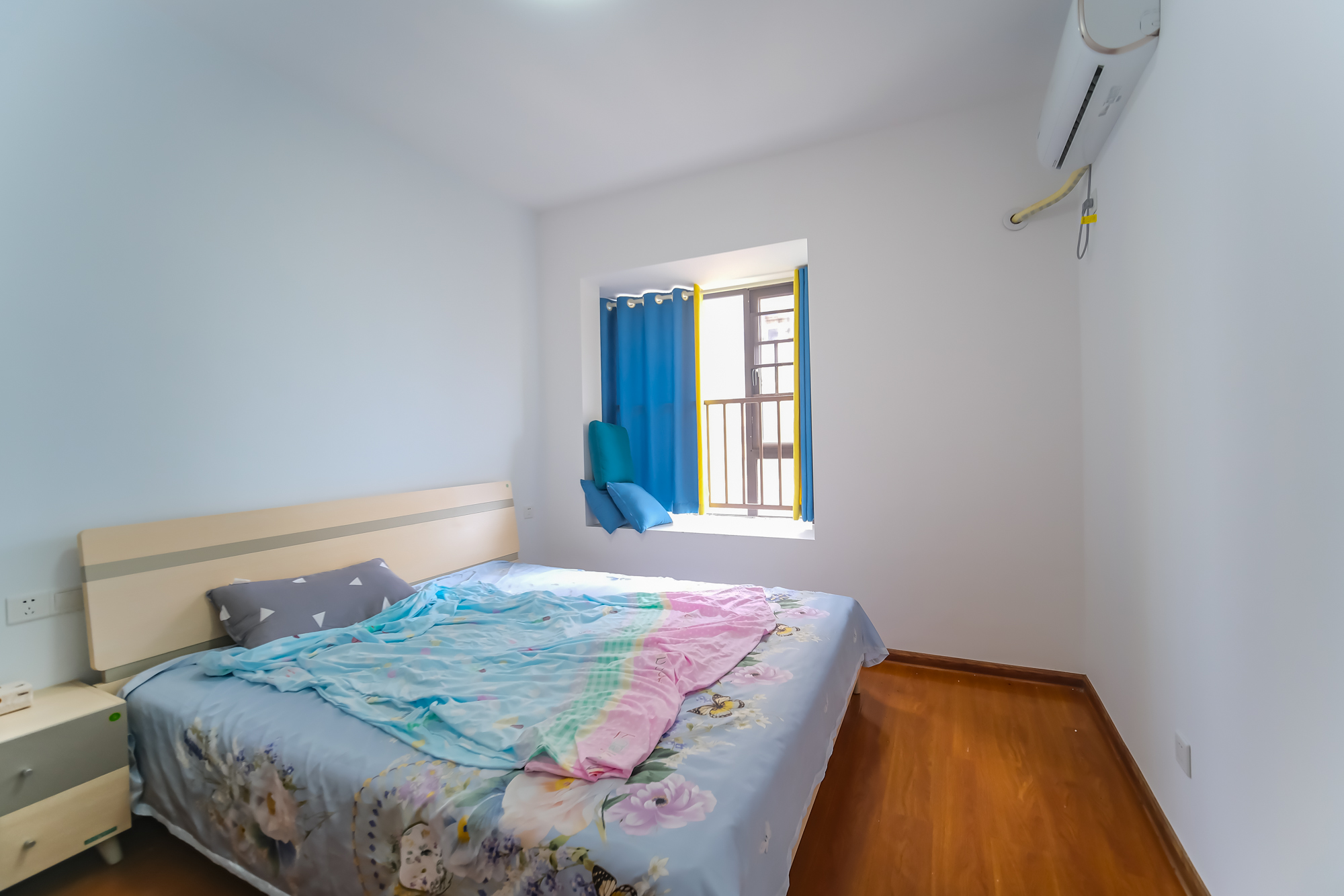 星雅美辰  3室2厅2卫    97.8万 星雅美辰  3室2厅2卫    97.8万卧室