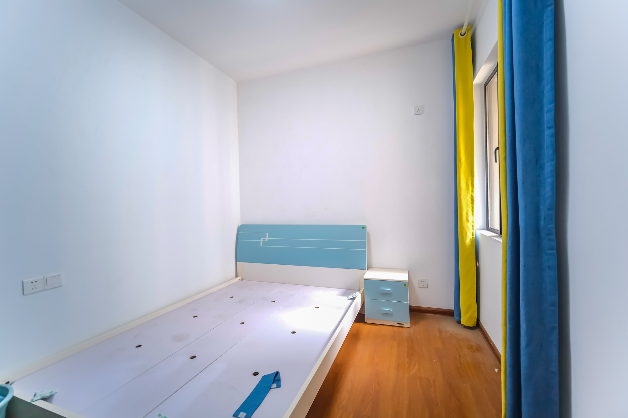 星雅美辰  3室2厅2卫    97.8万 星雅美辰  3室2厅2卫    97.8万卧室