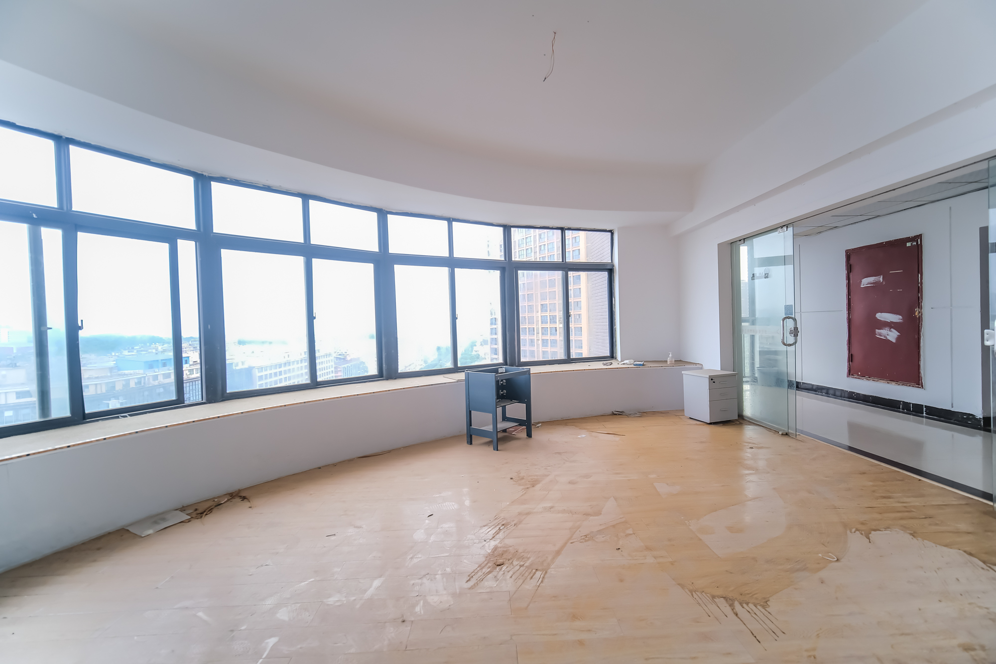 红树湾  3室2厅1卫    62.0万 红树湾  3室2厅1卫    62.0万客厅