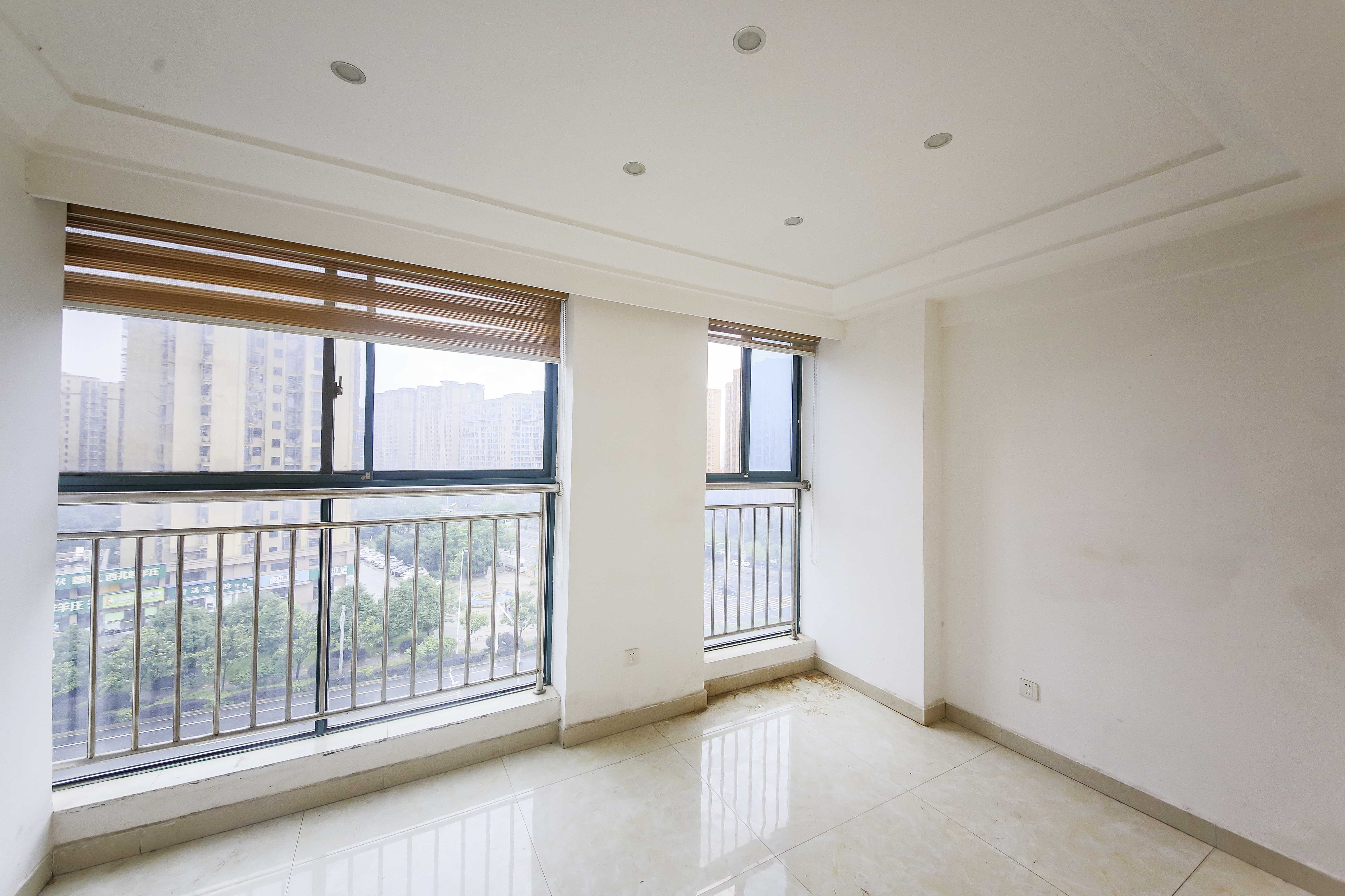 才子嘉都 2室1厅1卫 33.0万 才子嘉都 2室1厅1卫 33.0万阳台