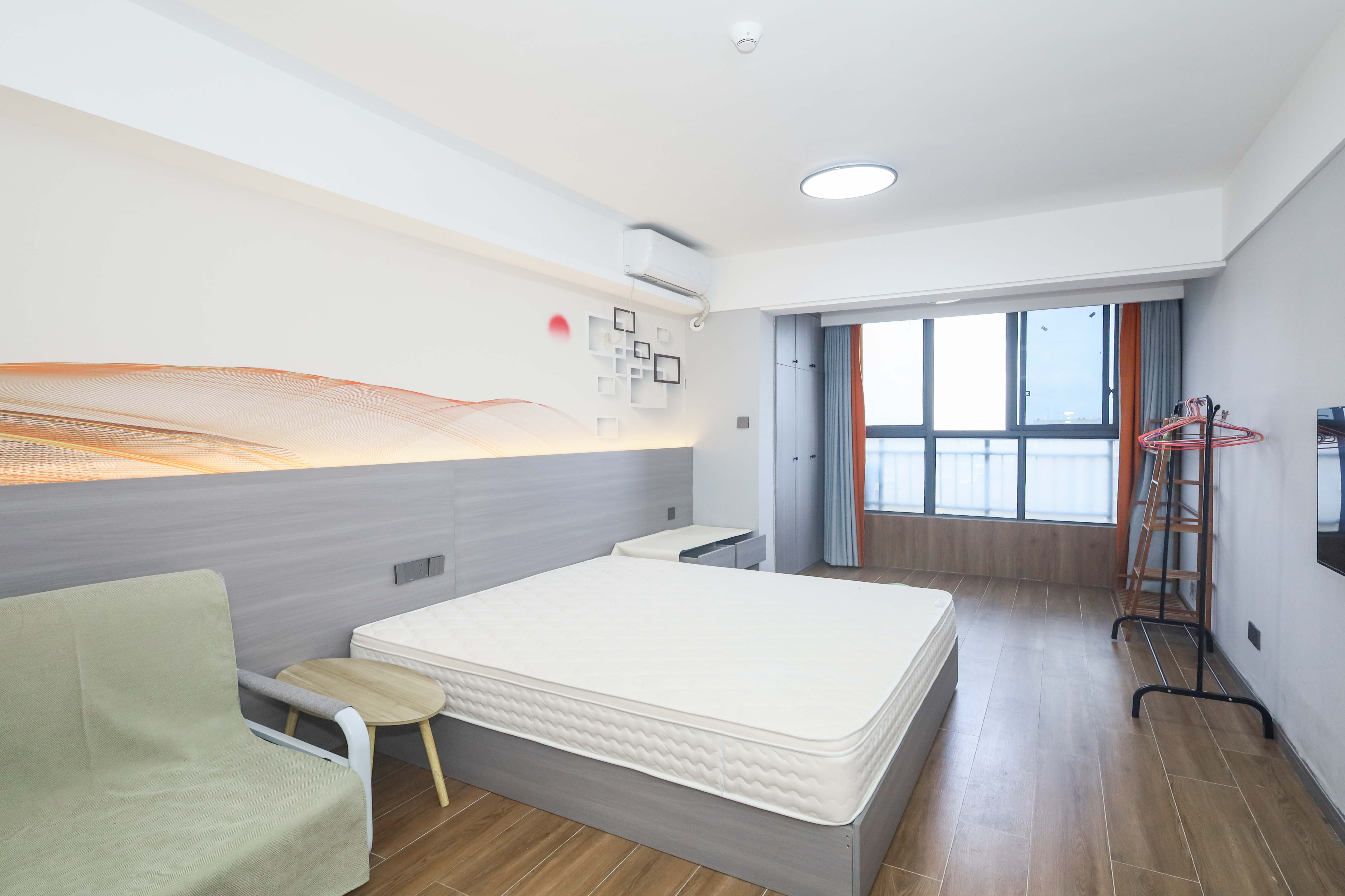 保利麓谷林语I区  1室1厅1卫    28.0万 保利麓谷林语I区  1室1厅1卫    28.0万客厅