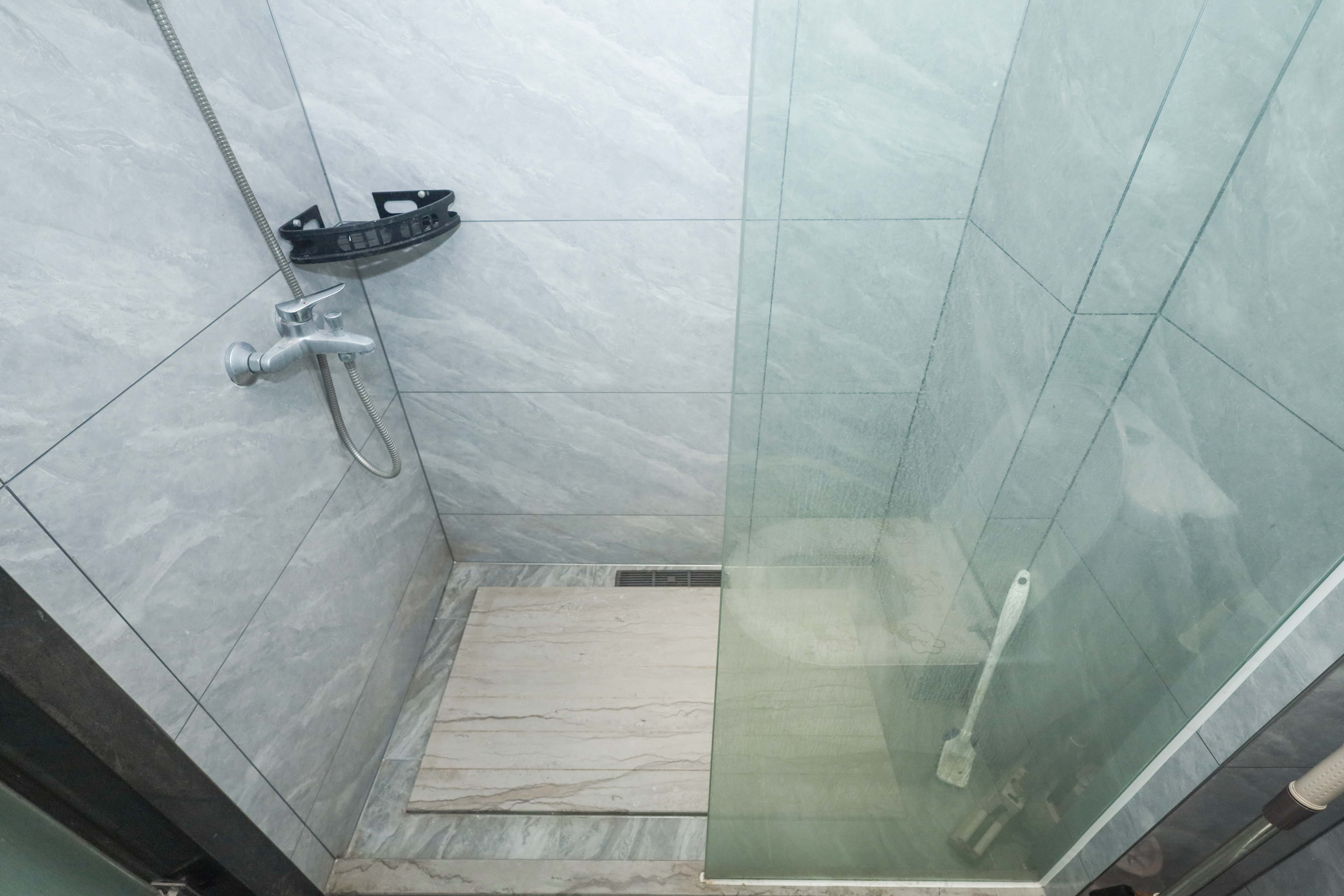 保利麓谷林语I区  1室1厅1卫    28.0万 保利麓谷林语I区  1室1厅1卫    28.0万卫生间