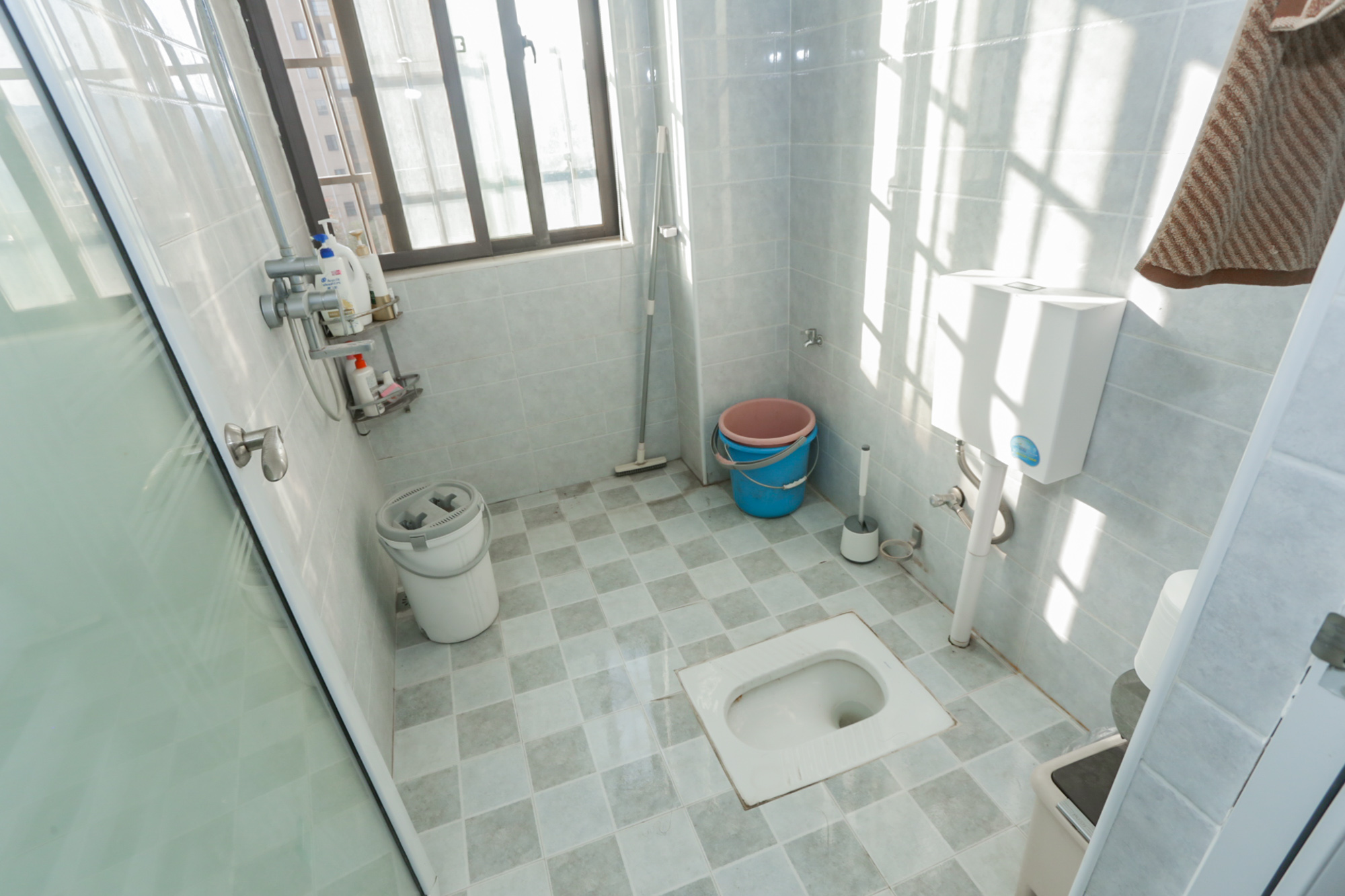 钰龙天下二期(钰龙佳园) 3室2厅2卫 182.0万 钰龙天下二期(钰龙佳园) 3室2厅2卫 182.0万卫生间