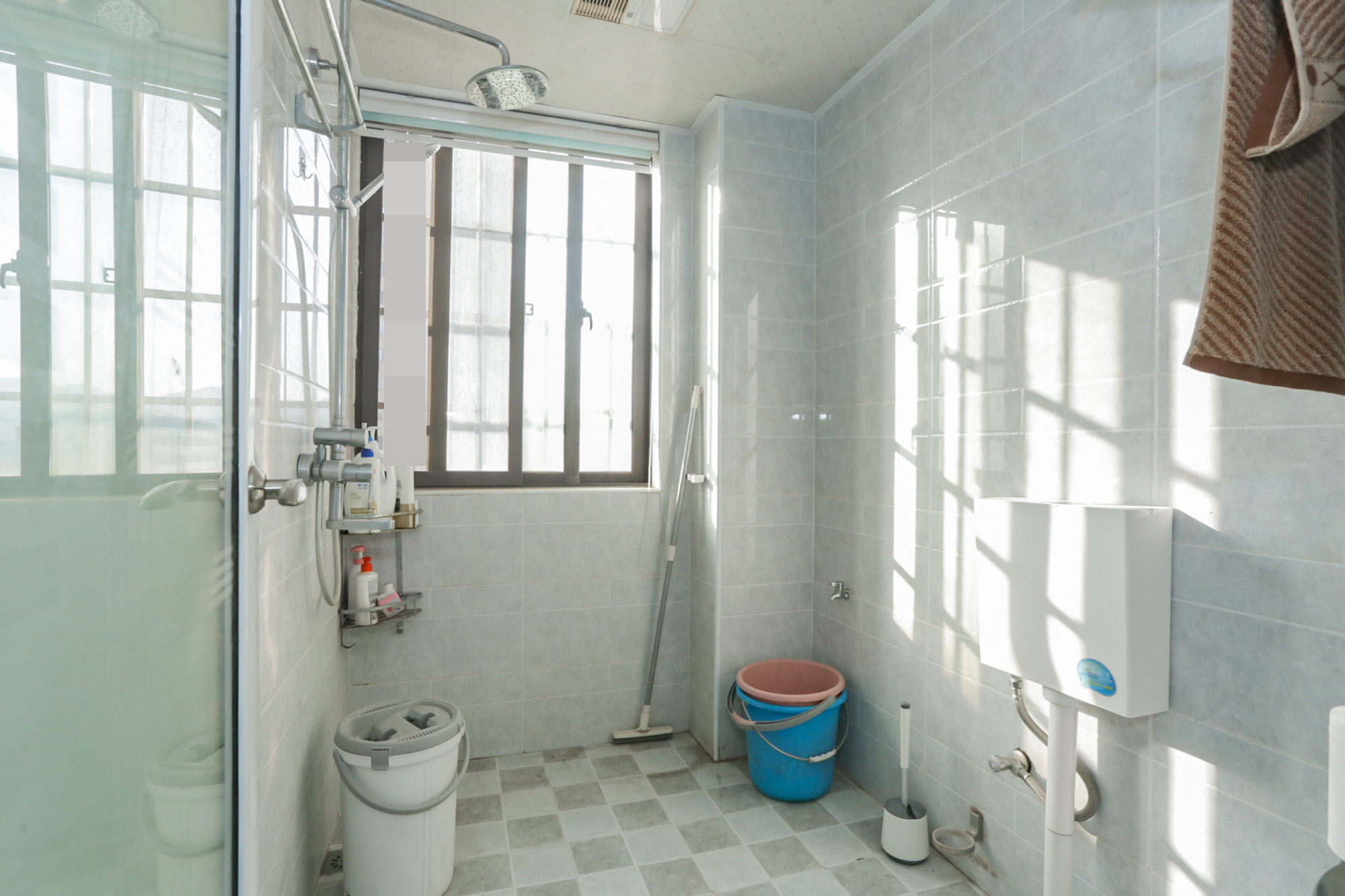 钰龙天下二期(钰龙佳园) 3室2厅2卫 182.0万 钰龙天下二期(钰龙佳园) 3室2厅2卫 182.0万卫生间