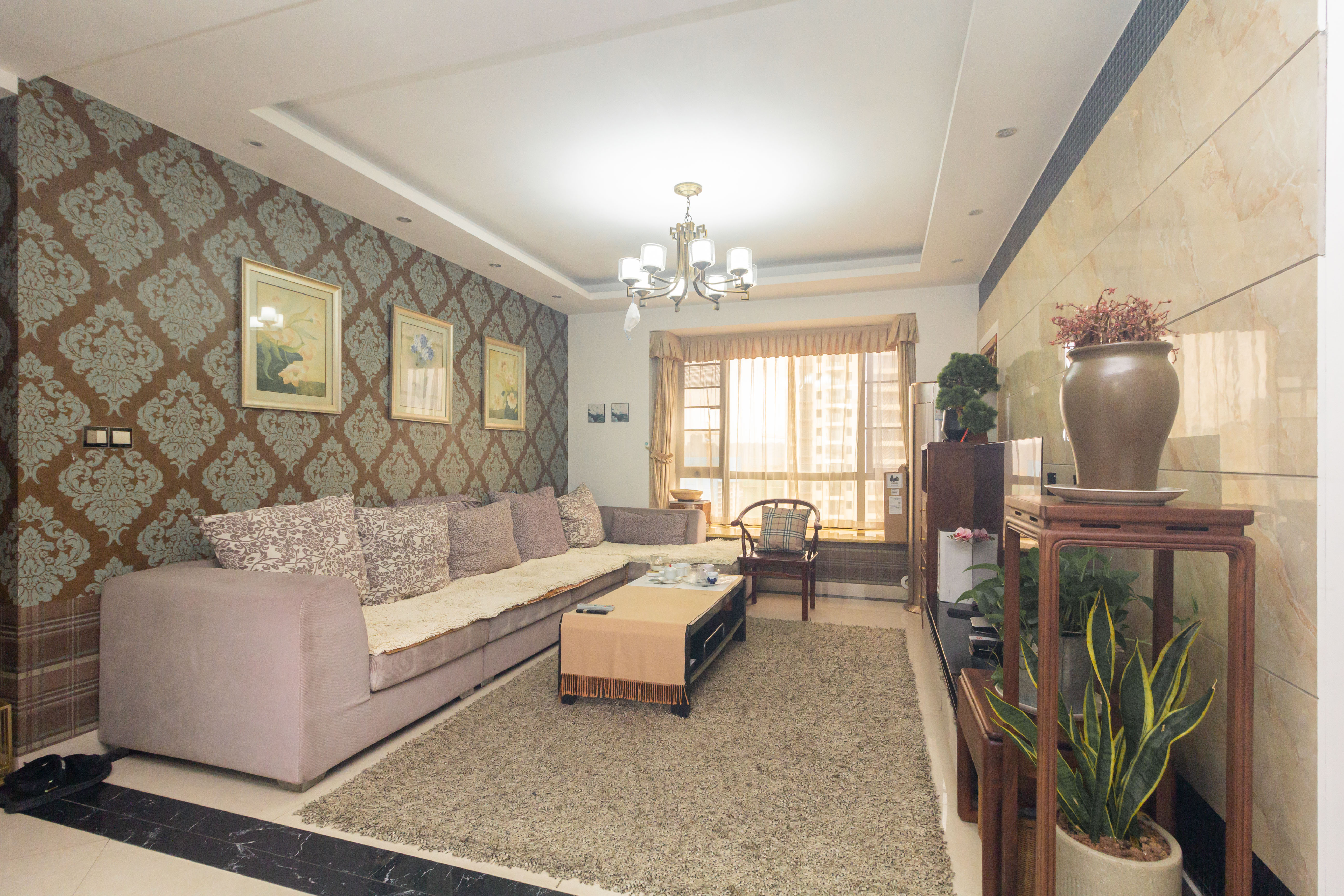 东岸城邦 3室2厅2卫 85.8万 东岸城邦 3室2厅2卫 85.8万客厅