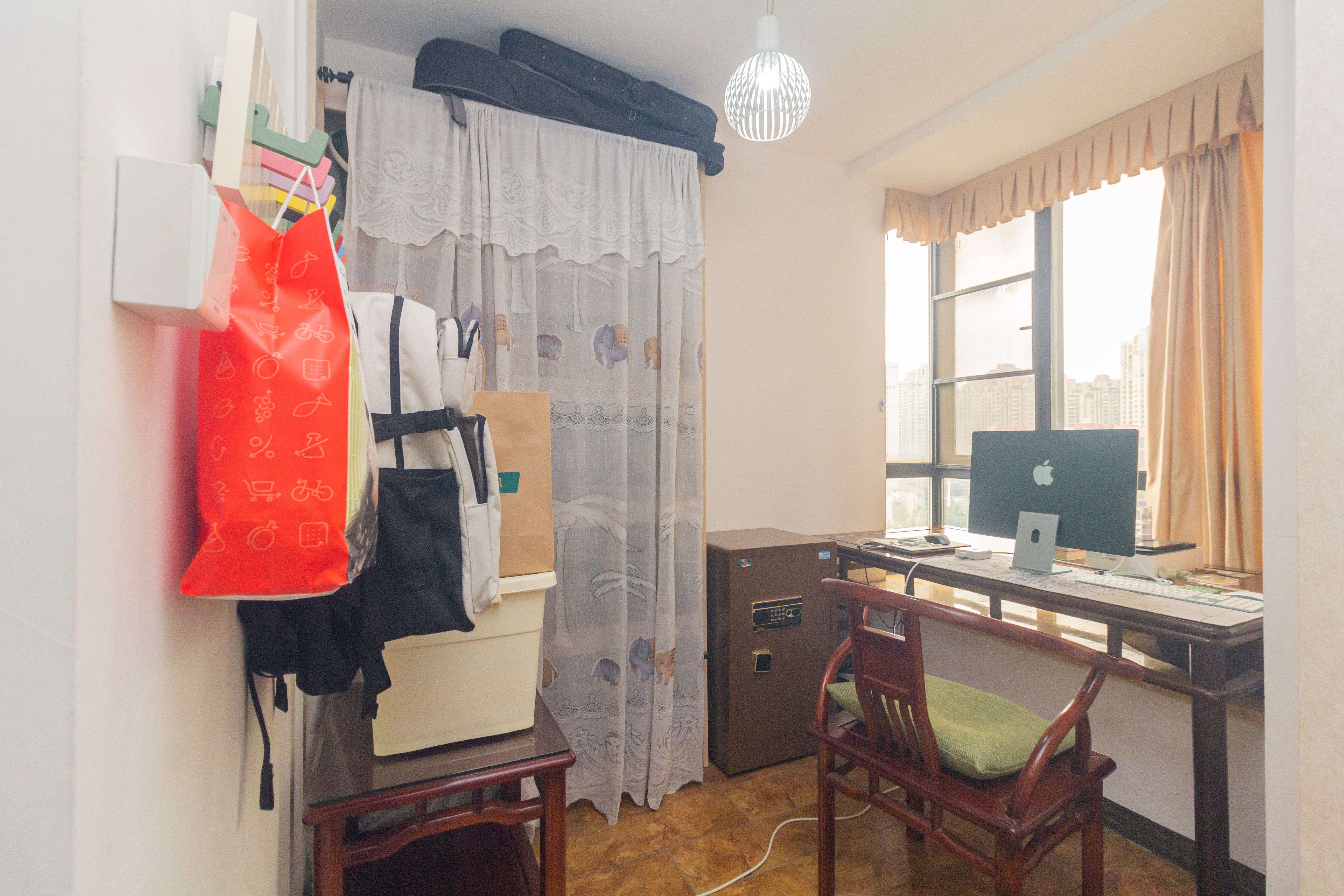 东岸城邦 3室2厅2卫 85.8万 东岸城邦 3室2厅2卫 85.8万卧室