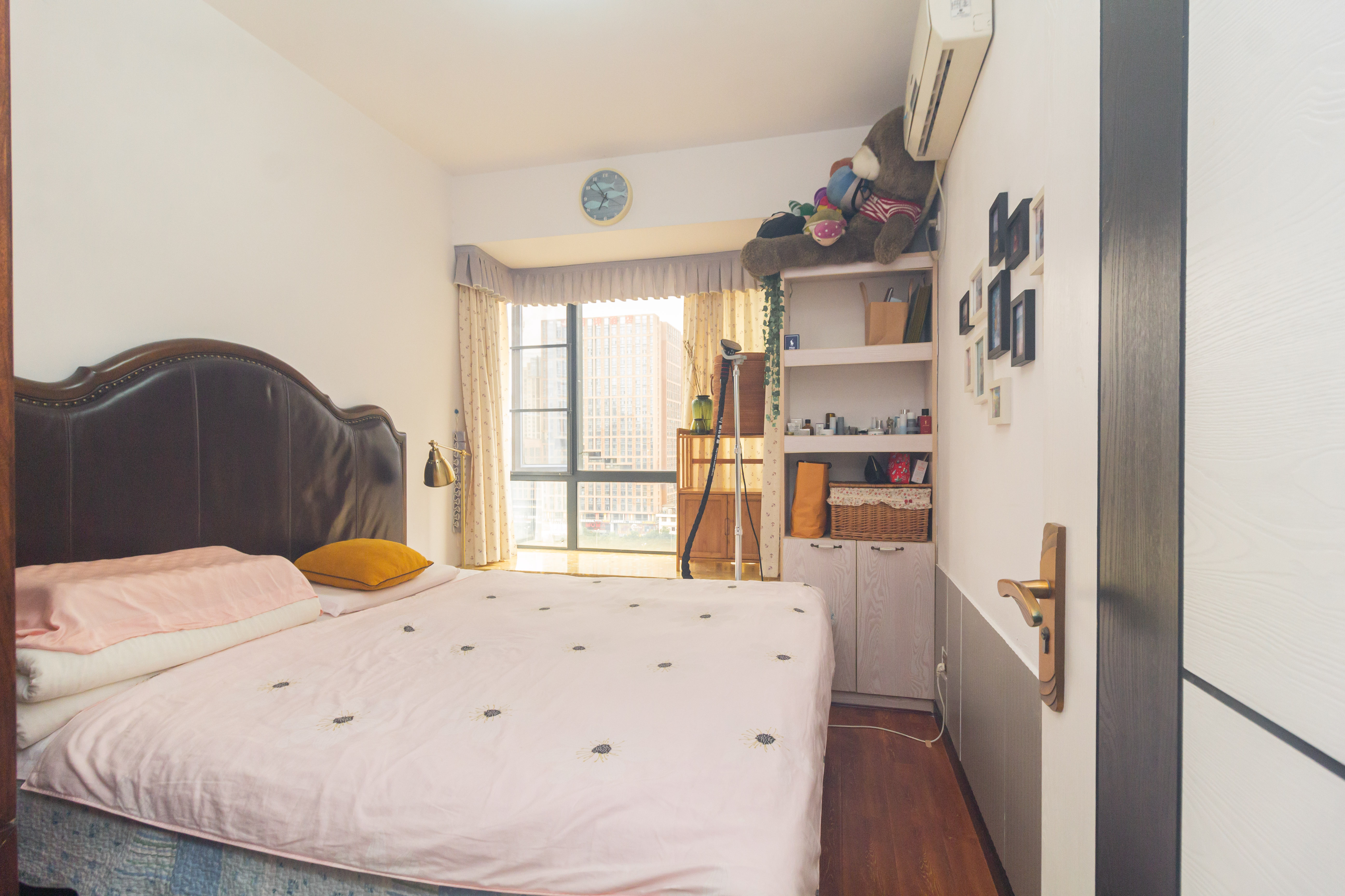 东岸城邦 3室2厅2卫 85.8万 东岸城邦 3室2厅2卫 85.8万卧室