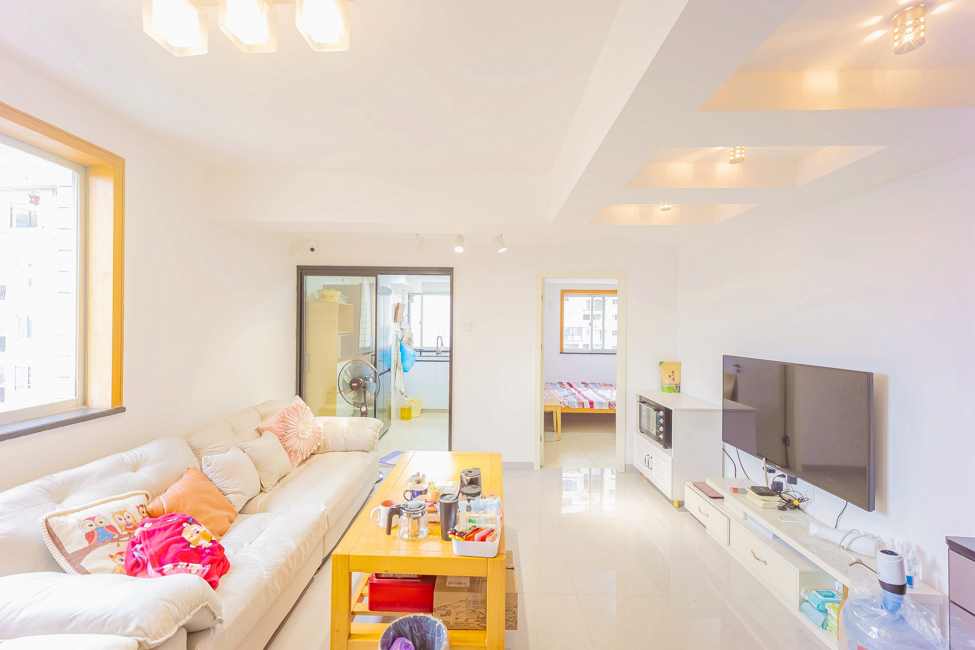 宏景名厦  3室2厅1卫    78.0万 宏景名厦  3室2厅1卫    78.0万客厅