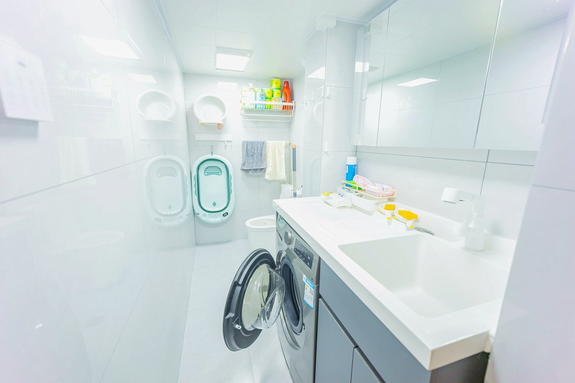 宏景名厦  3室2厅1卫    78.0万 宏景名厦  3室2厅1卫    78.0万卫生间