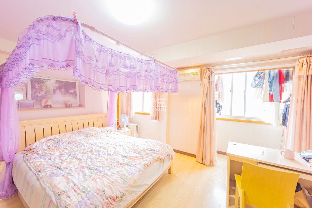 宏景名廈  3室2廳1衛(wèi)   87.00萬