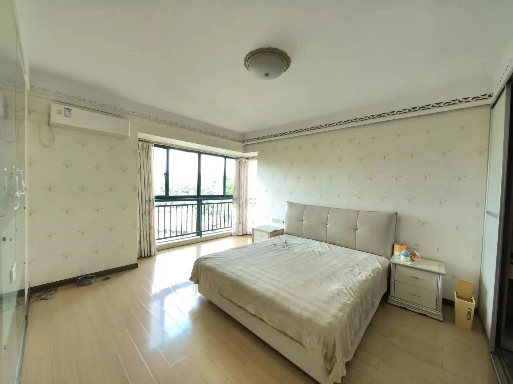 经世皇城 4室2厅1卫 93.0万 经世皇城 4室2厅1卫 93.0万室内图