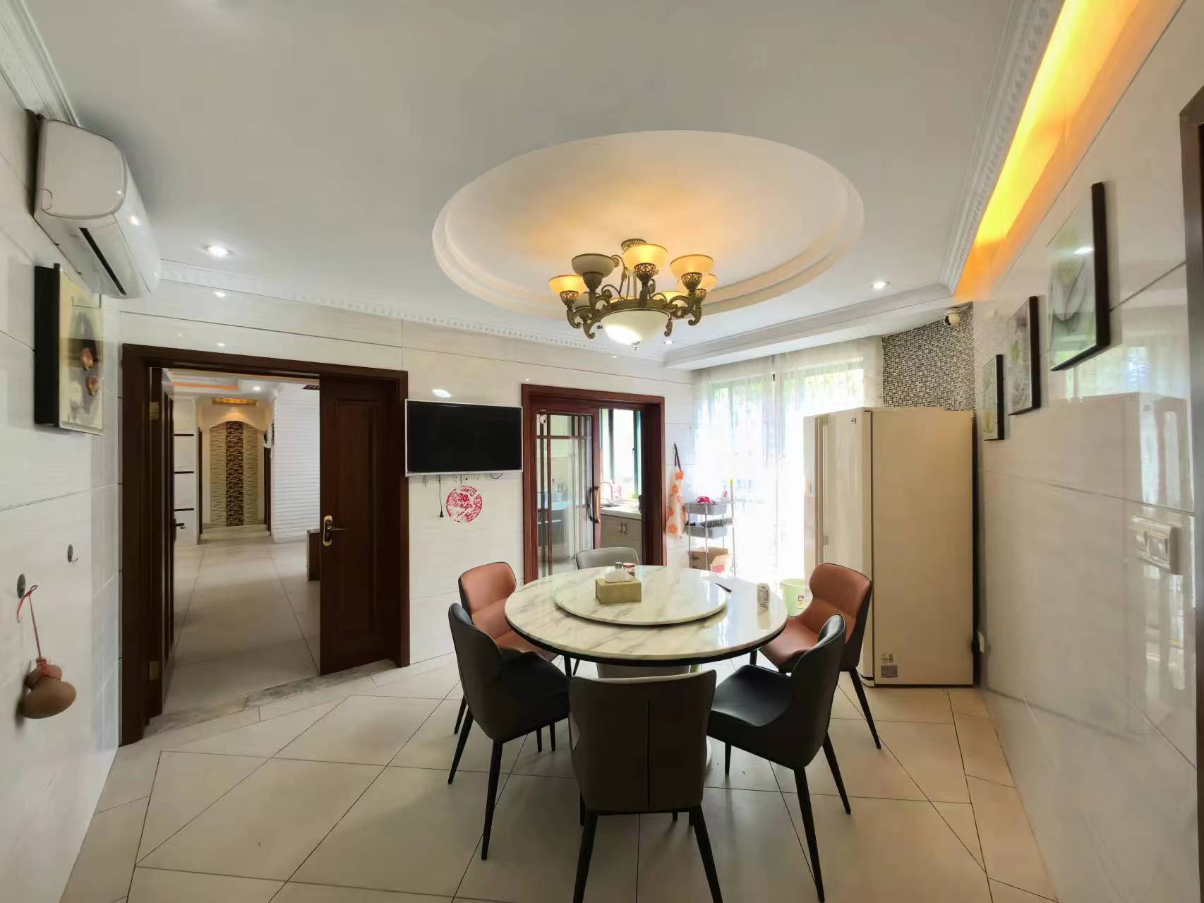 经世皇城 4室2厅1卫 93.0万 经世皇城 4室2厅1卫 93.0万室内图