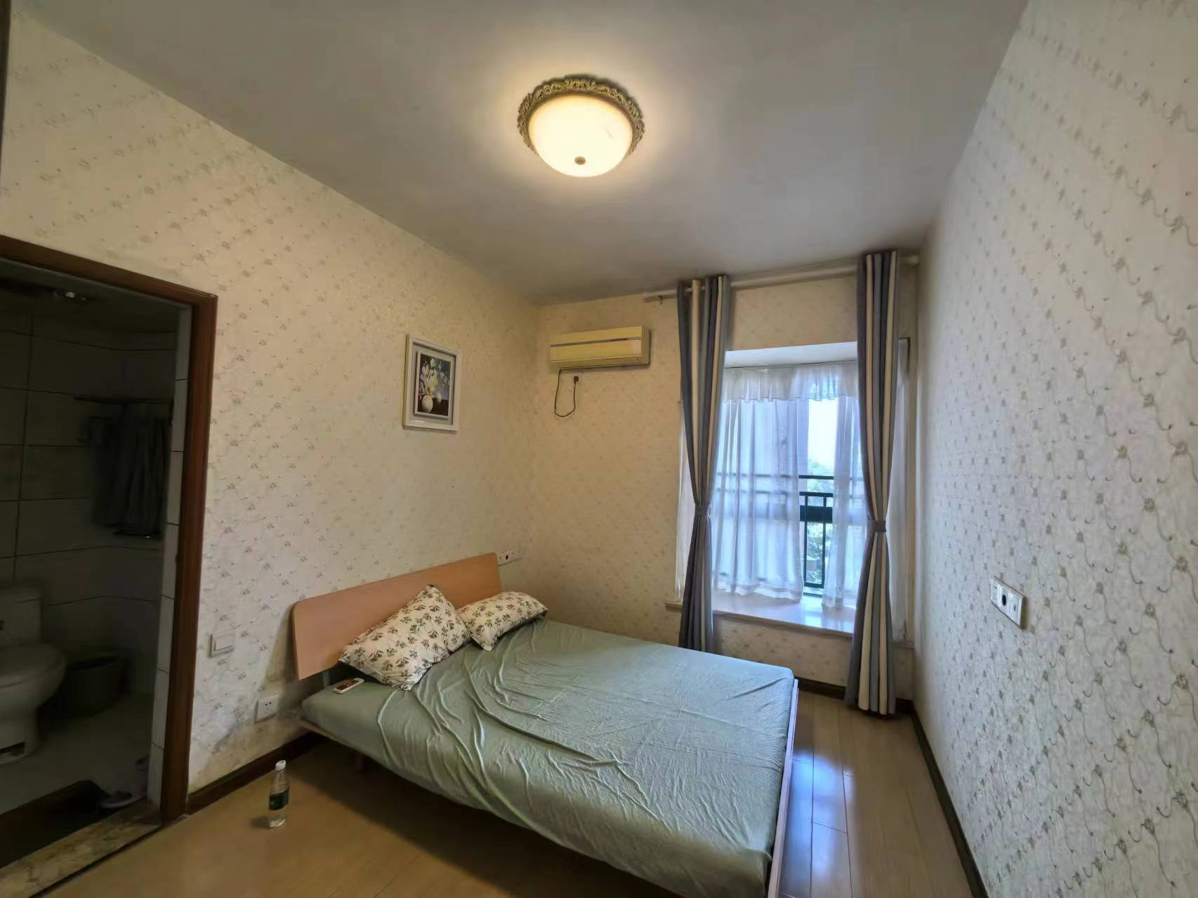 经世皇城 4室2厅1卫 93.0万 经世皇城 4室2厅1卫 93.0万室内图