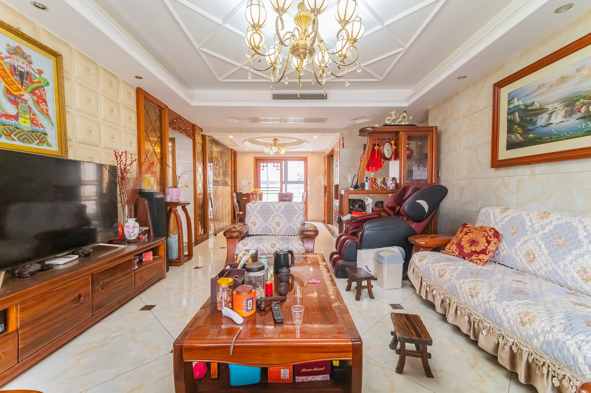 深业睿城  4室2厅2卫    128.0万 深业睿城  4室2厅2卫    128.0万客厅