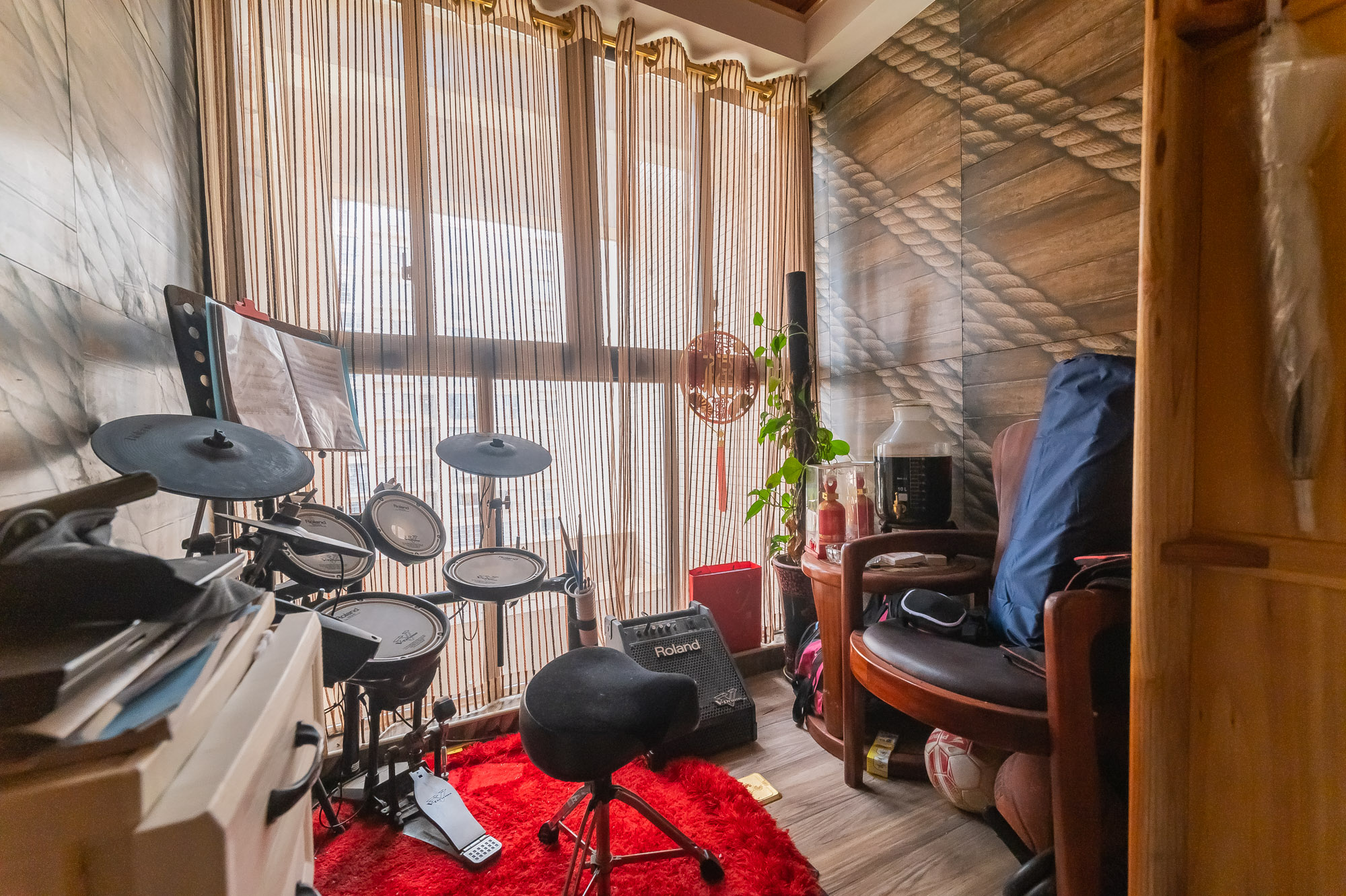 深业睿城  4室2厅2卫    128.0万 深业睿城  4室2厅2卫    128.0万卧室