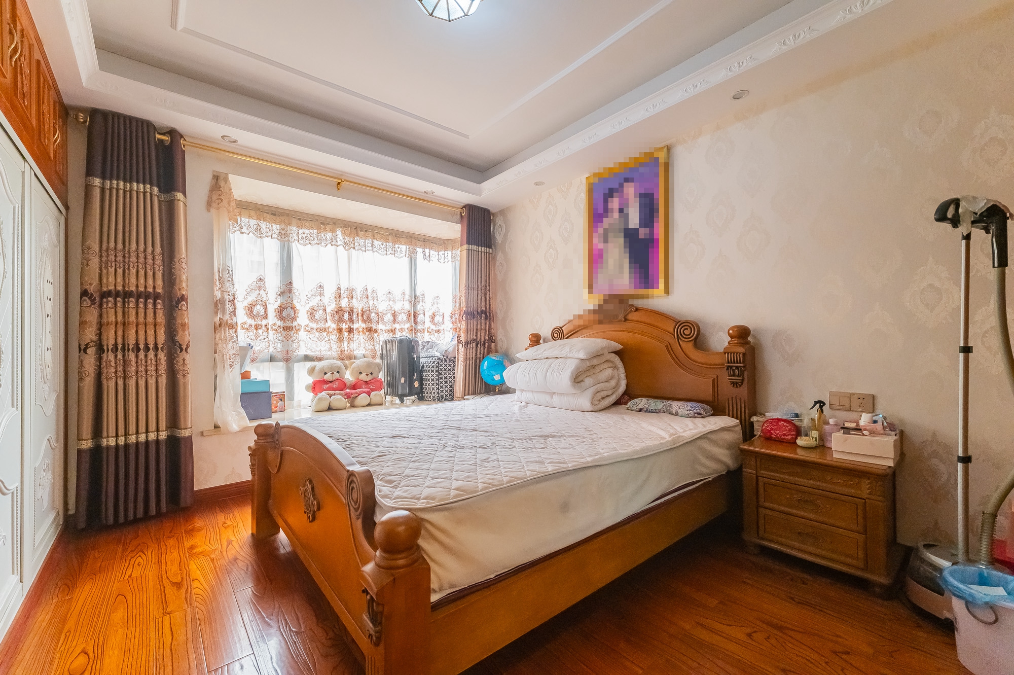 深业睿城  4室2厅2卫    128.0万 深业睿城  4室2厅2卫    128.0万卧室