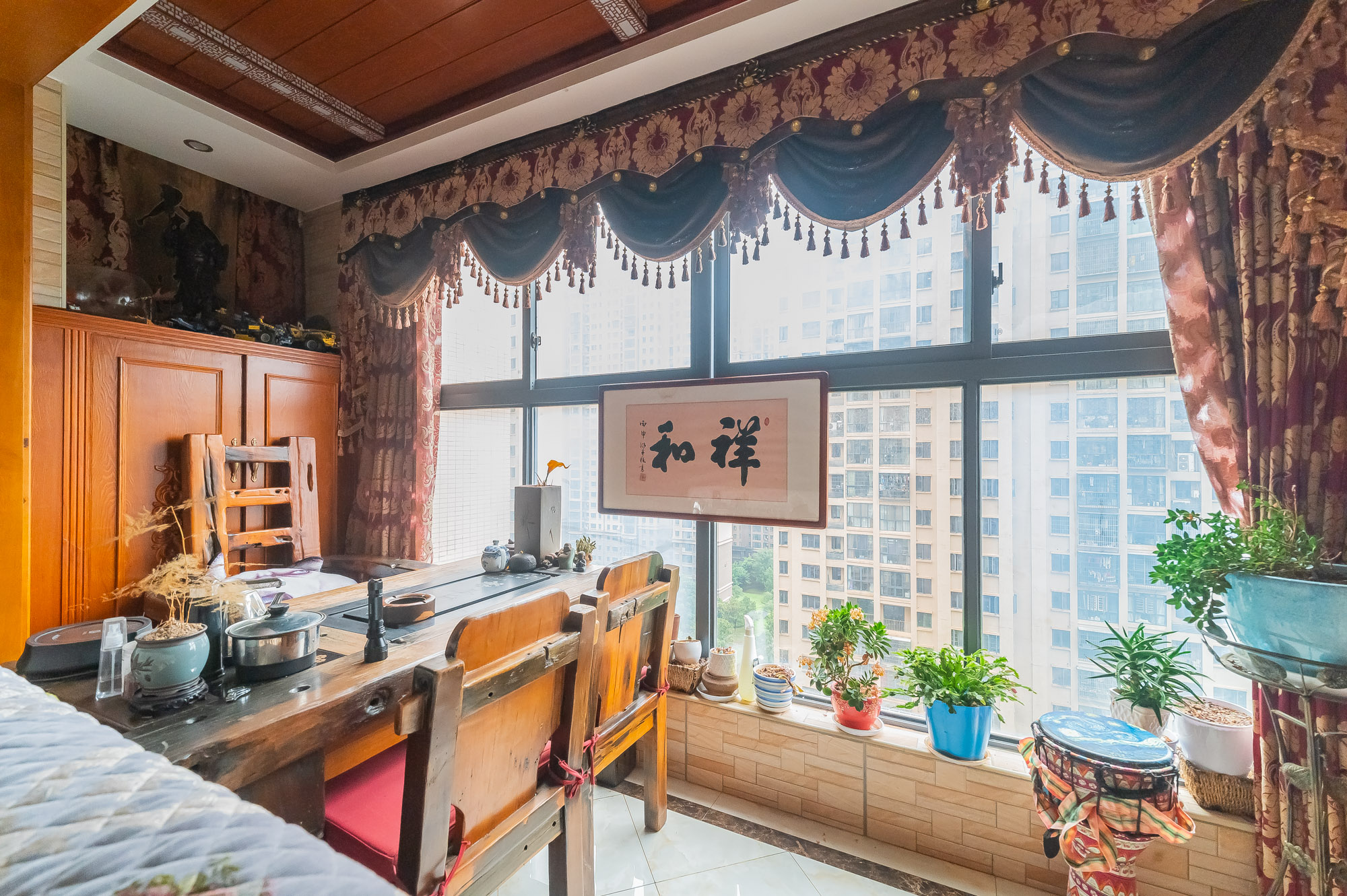 深业睿城  4室2厅2卫    128.0万 深业睿城  4室2厅2卫    128.0万阳台