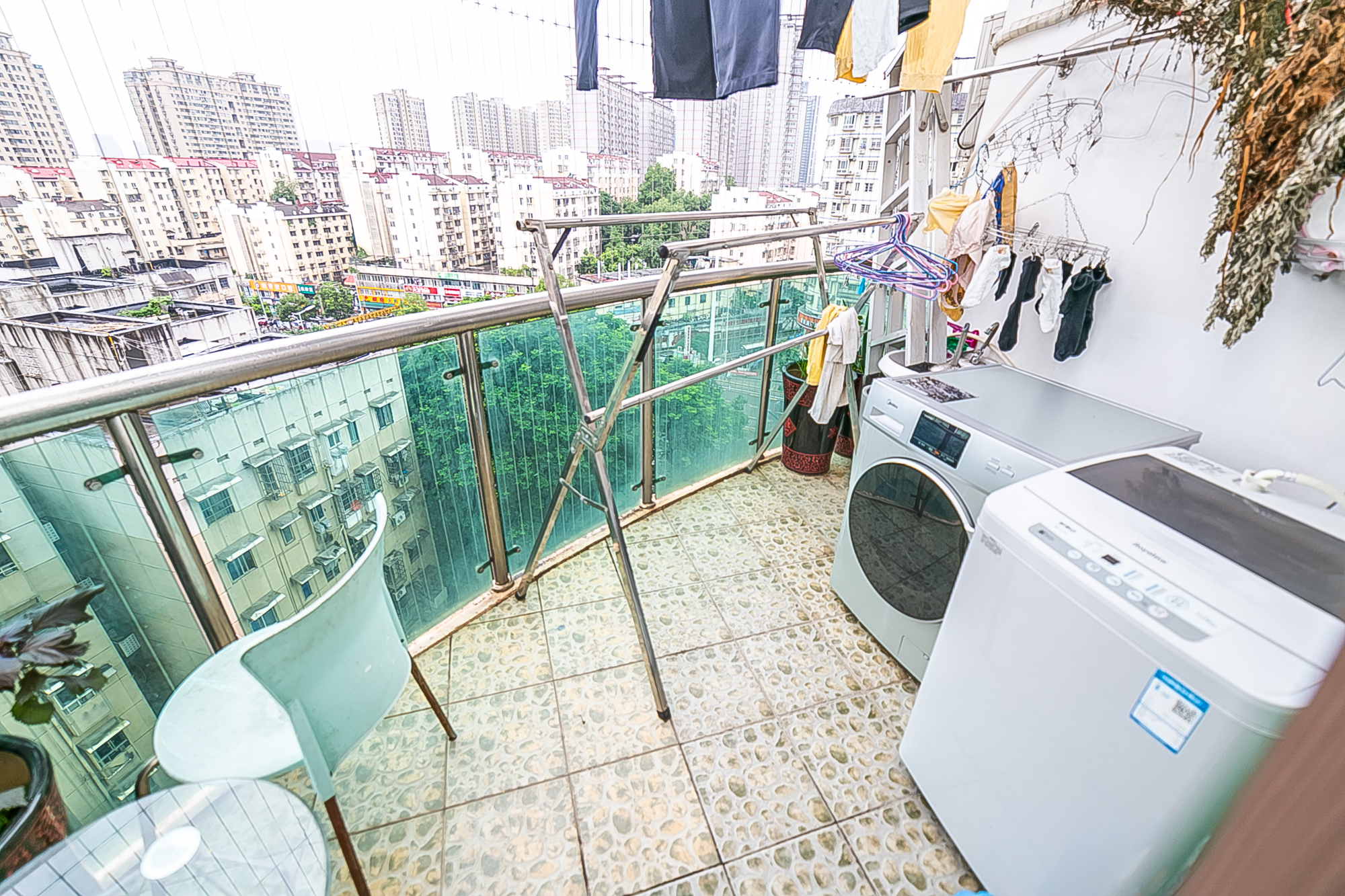 万事佳景园  2室2厅1卫    58.0万阳台